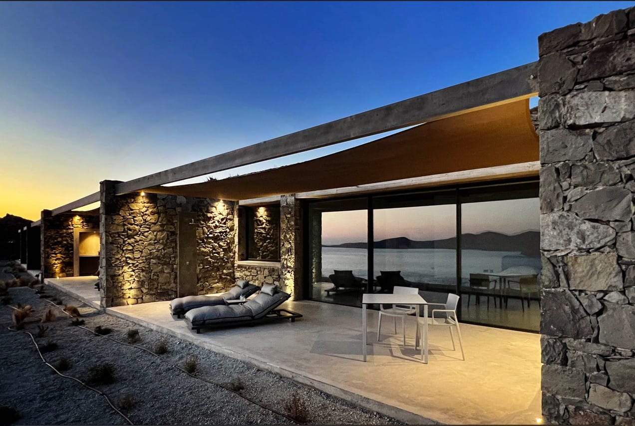 Echoes Exclusive Suite