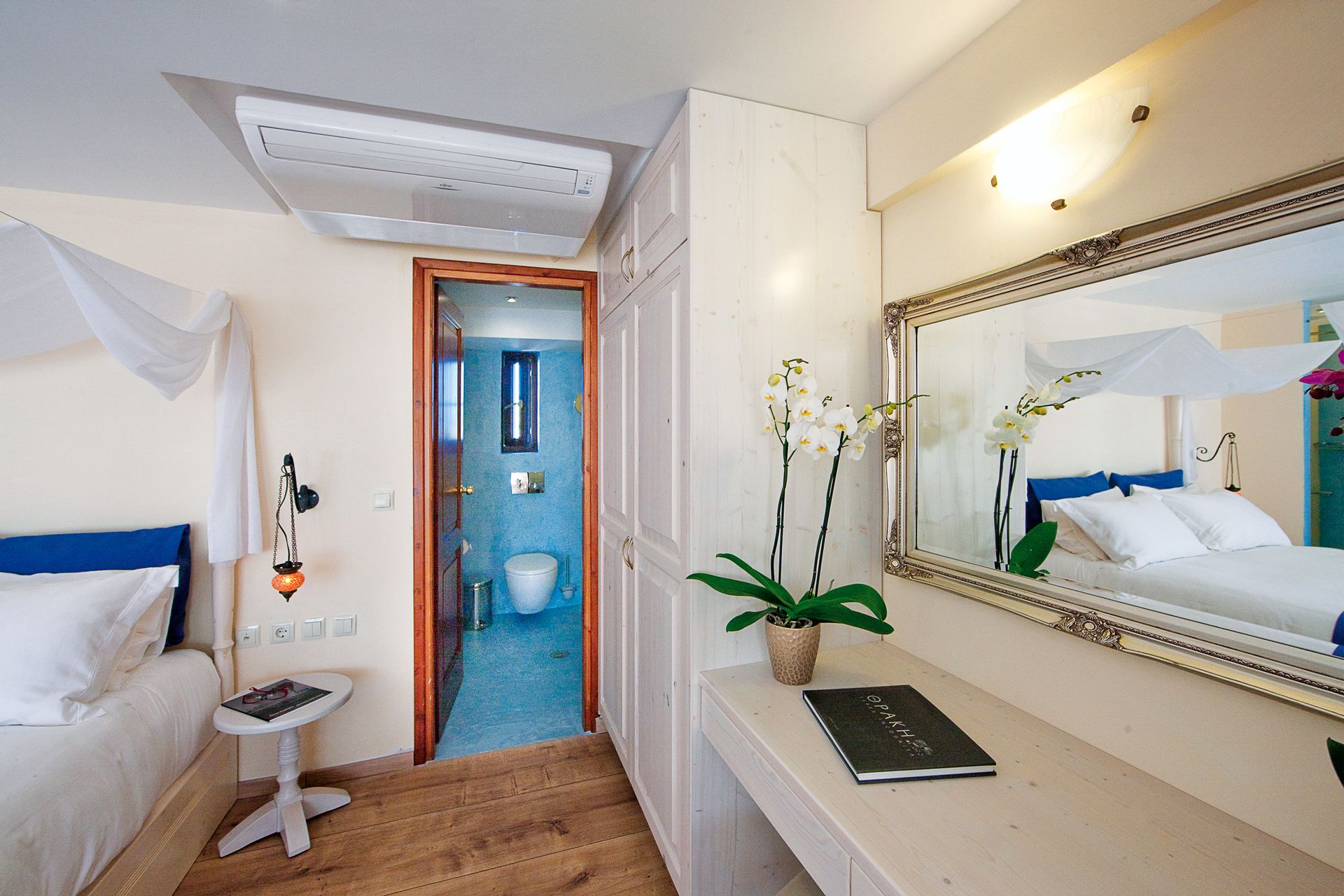 Deluxe Suite “Terra Incognita”