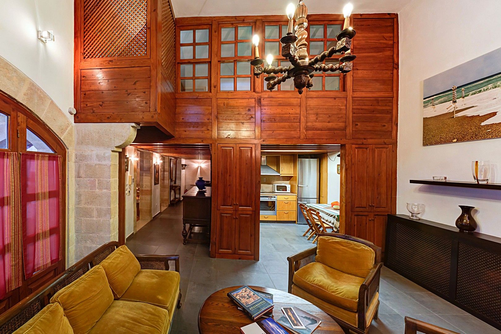 Medieval Villa with Outdoor Hot Tub "Places in Suspension"