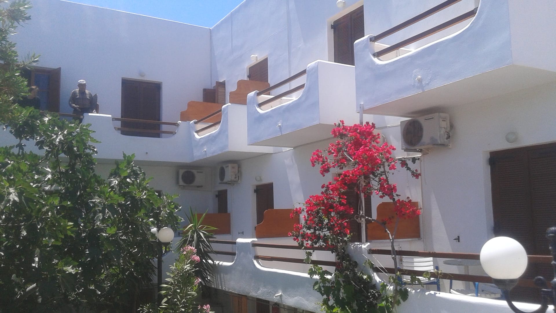 Double or Twin Room with Terrace - Ground Floor