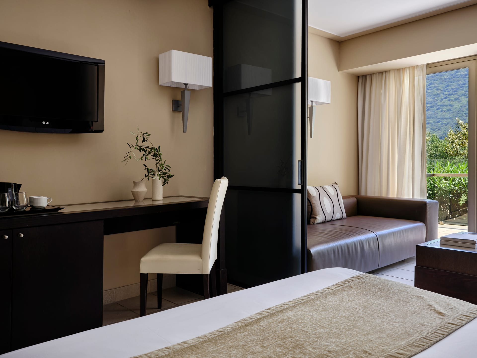 Superior Double Room Inland View