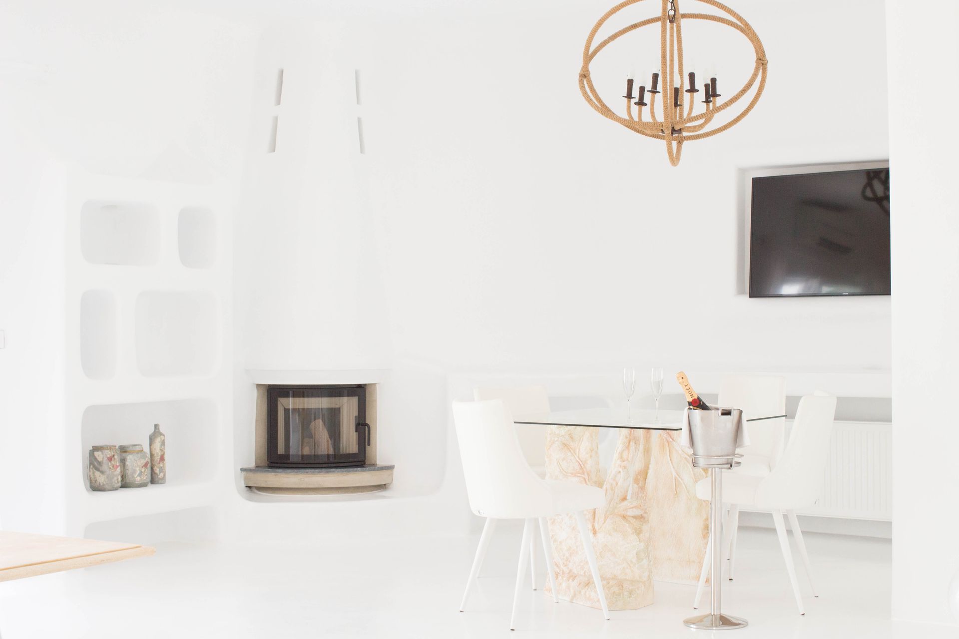 Private Luxury 3 Bedroom Art Villa with Outdoor Jacuzzi Private Pool &amp; Panoramic Sea View – Annex Building