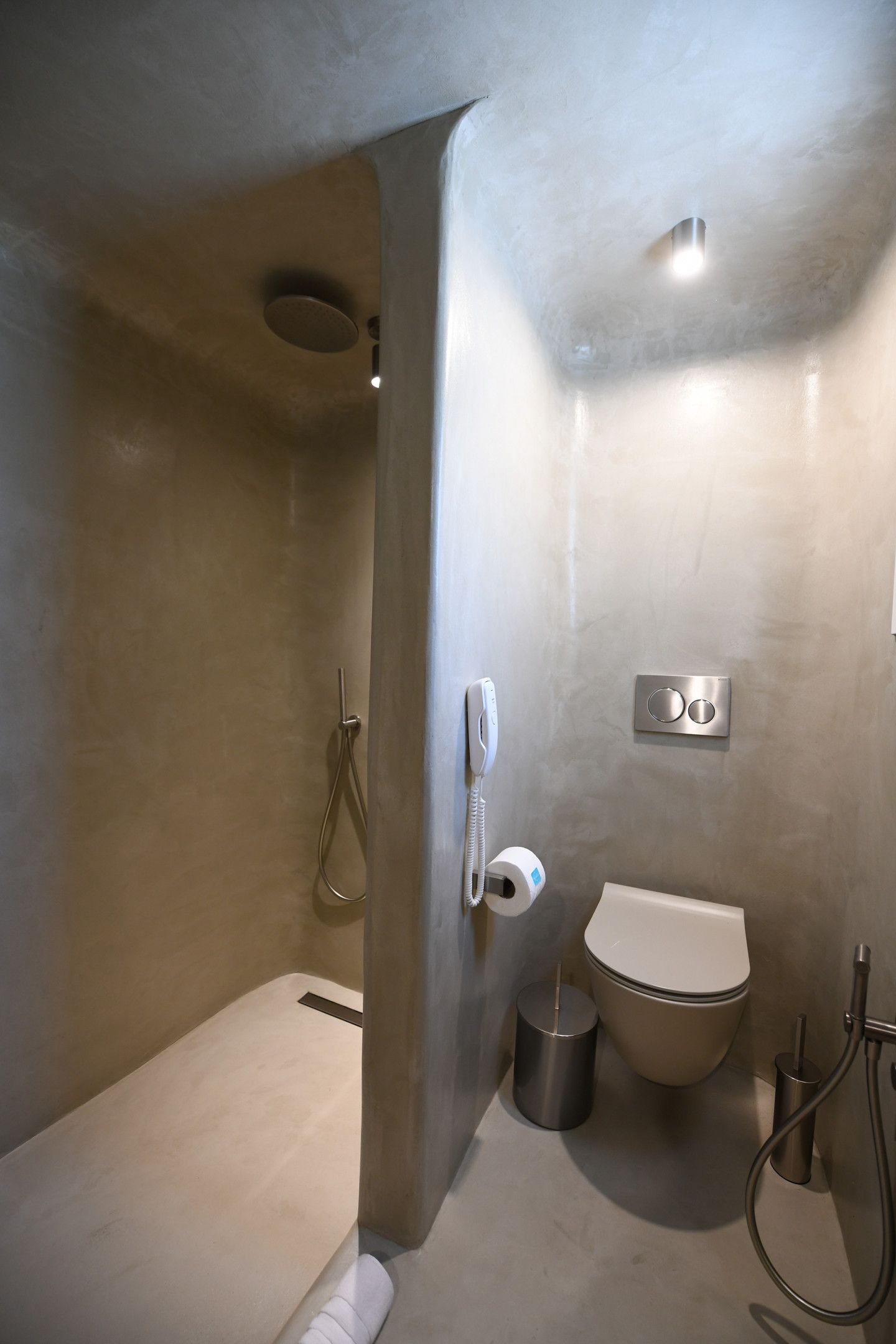 Standard Premium Residence with Outdoor Jacuzzi - Annex Building by Karavas Apartments