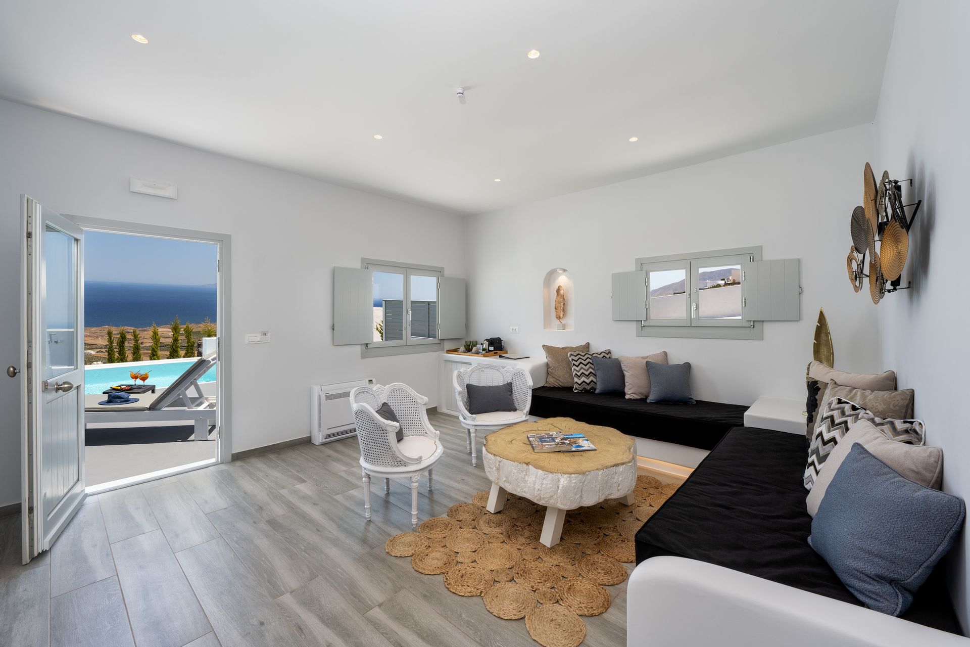 One Bedroom Grande Suite with Heated Private Pool &amp; Sea View | 2-4 Guests | 60sqm