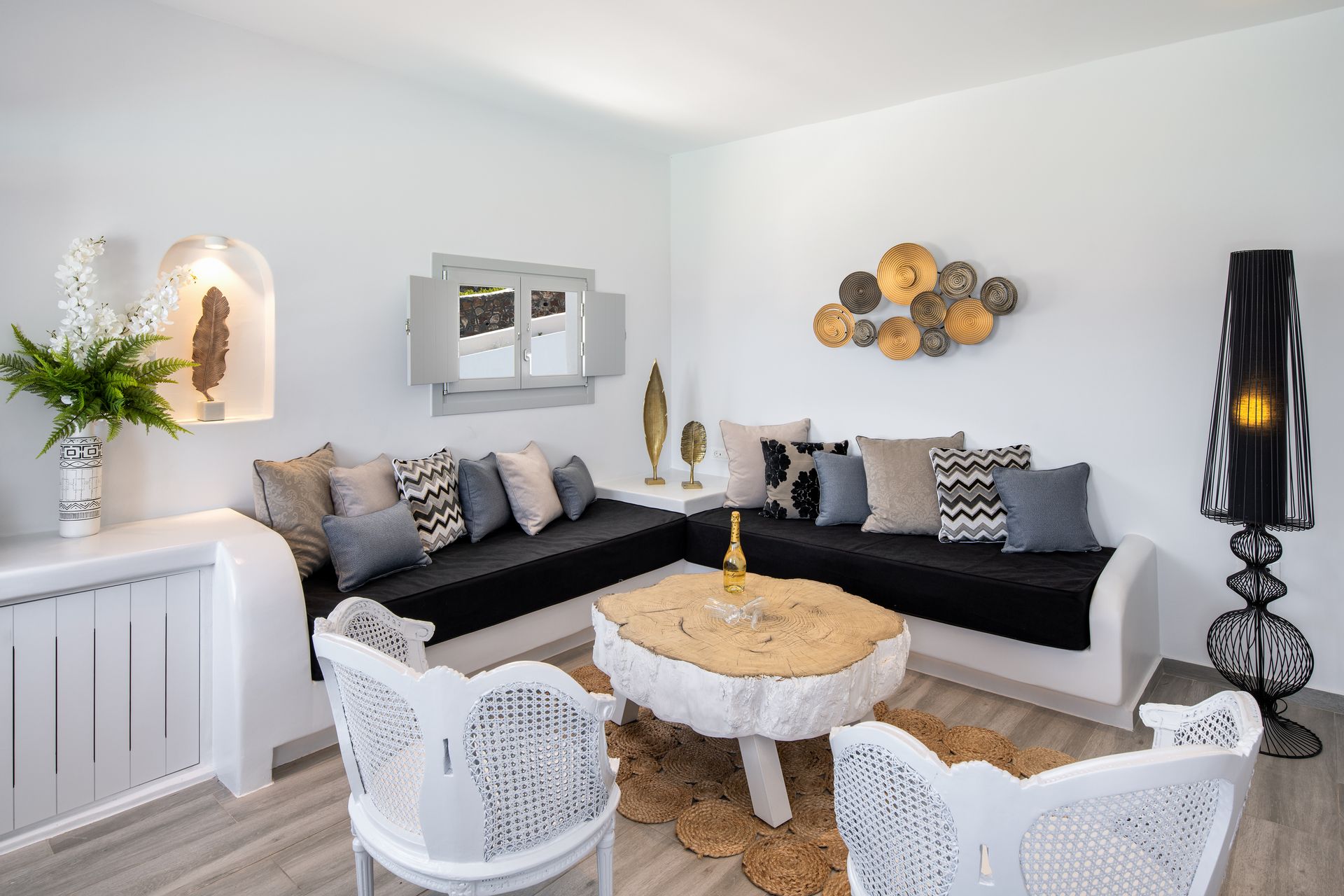 One Bedroom Grande Suite with Heated Private Pool &amp; Sea View | 2-4 Guests | 60sqm