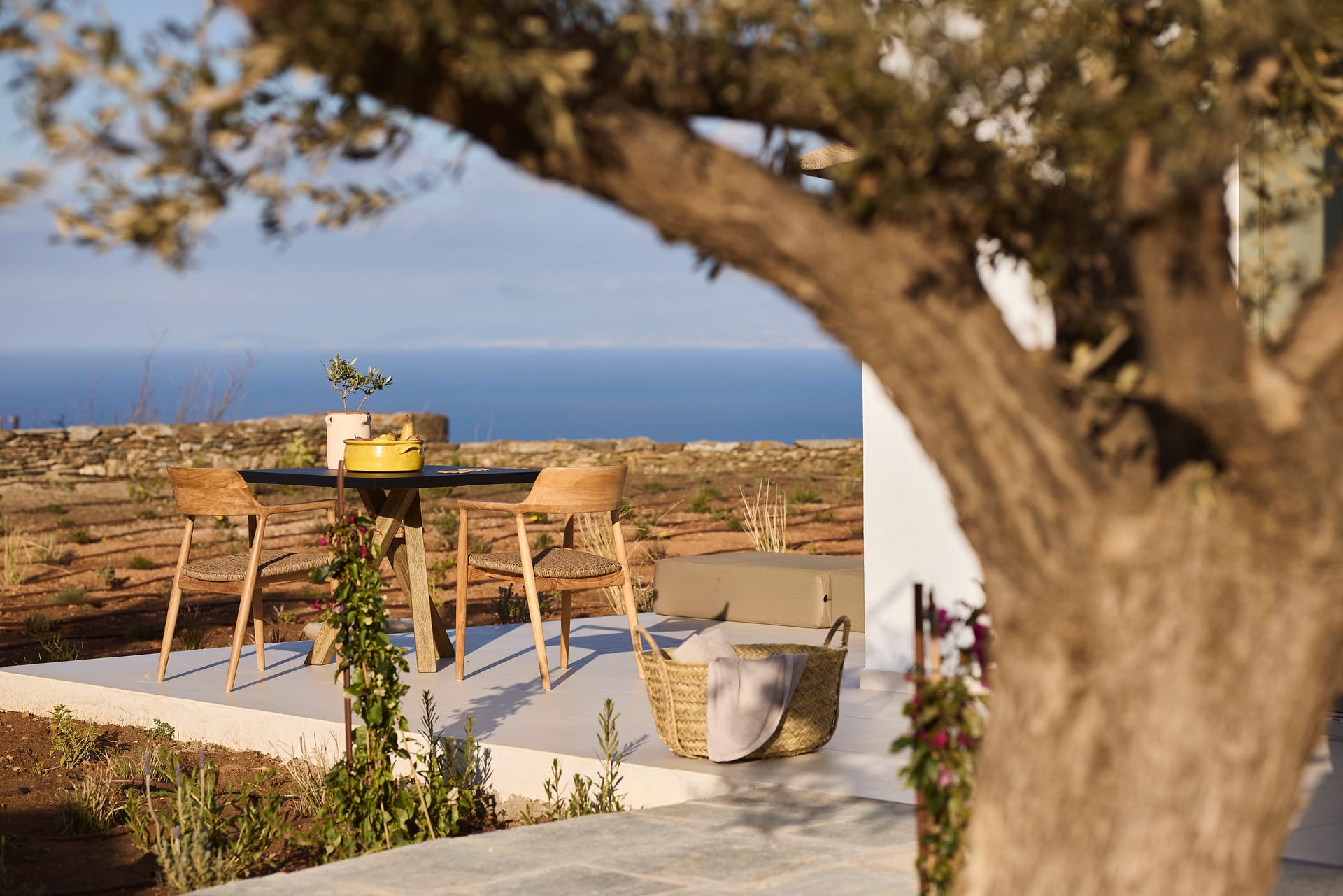 Superior Suite with Sea View &amp; Hot-tub (70m from main building)