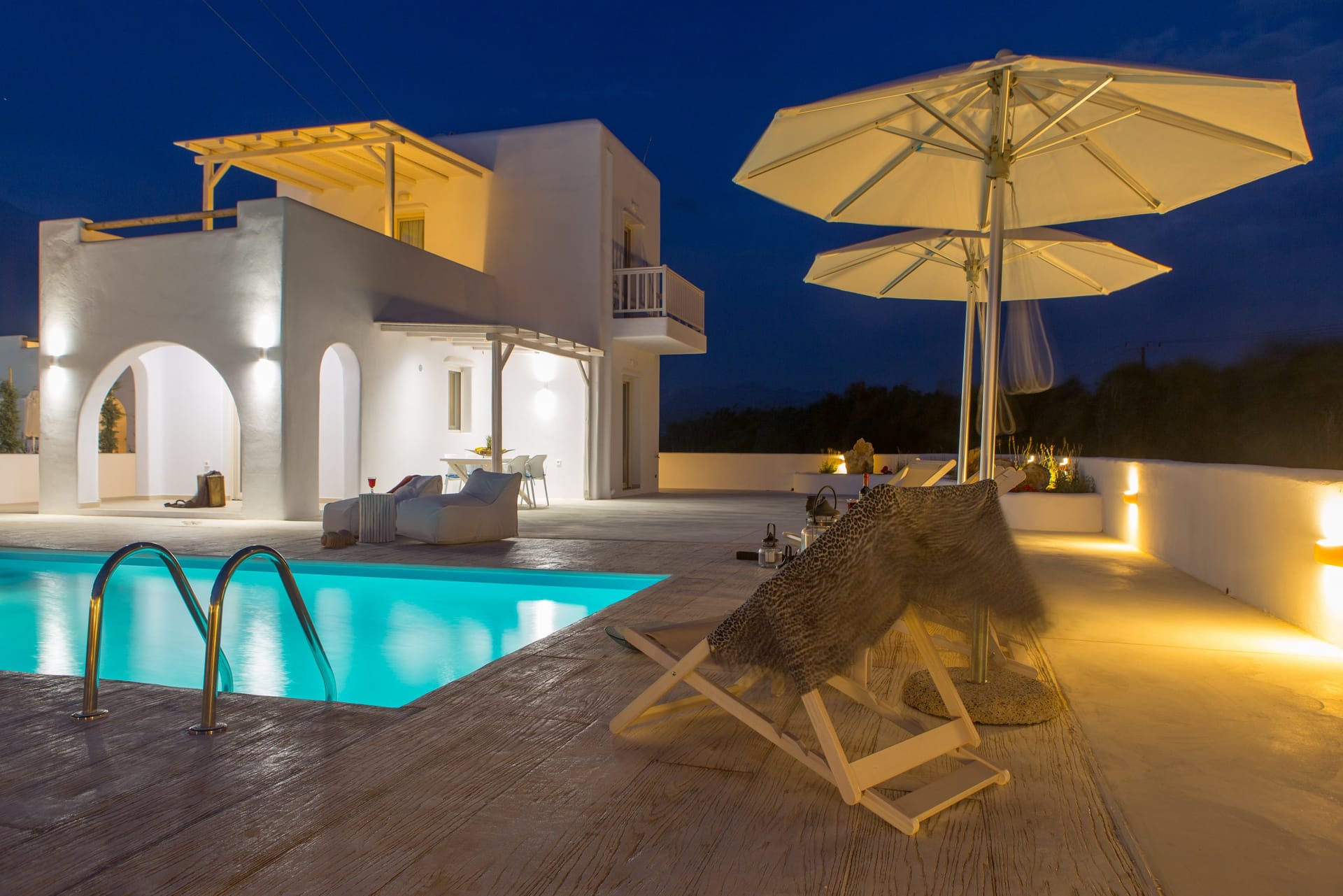 2 Level Villa with Private Pool