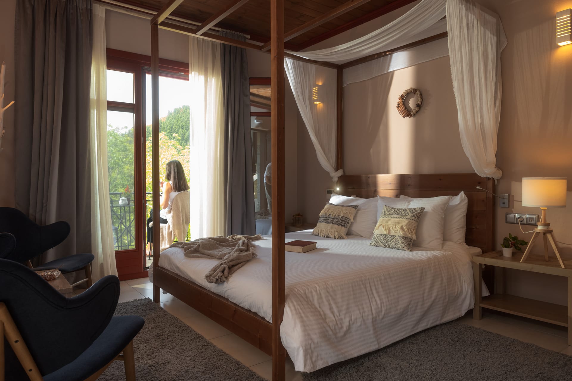 Deluxe Double with Mountain View