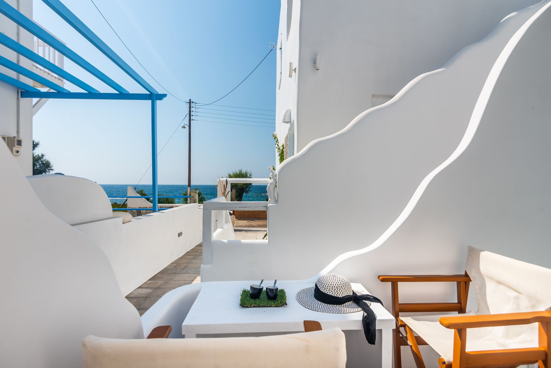 Ares - Ground Floor Room with Partial Sea View