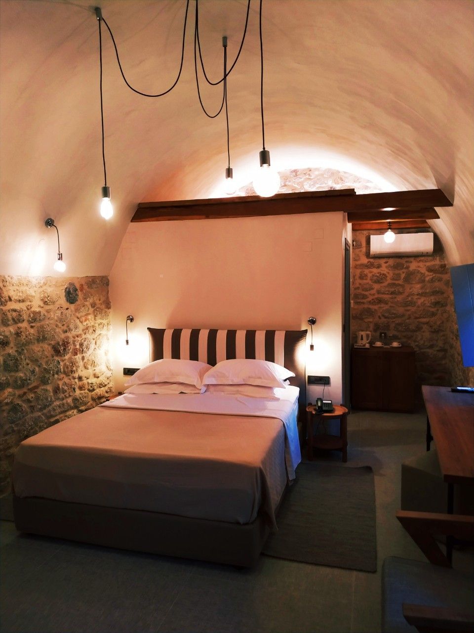 Double Room with side sea &amp; sea view