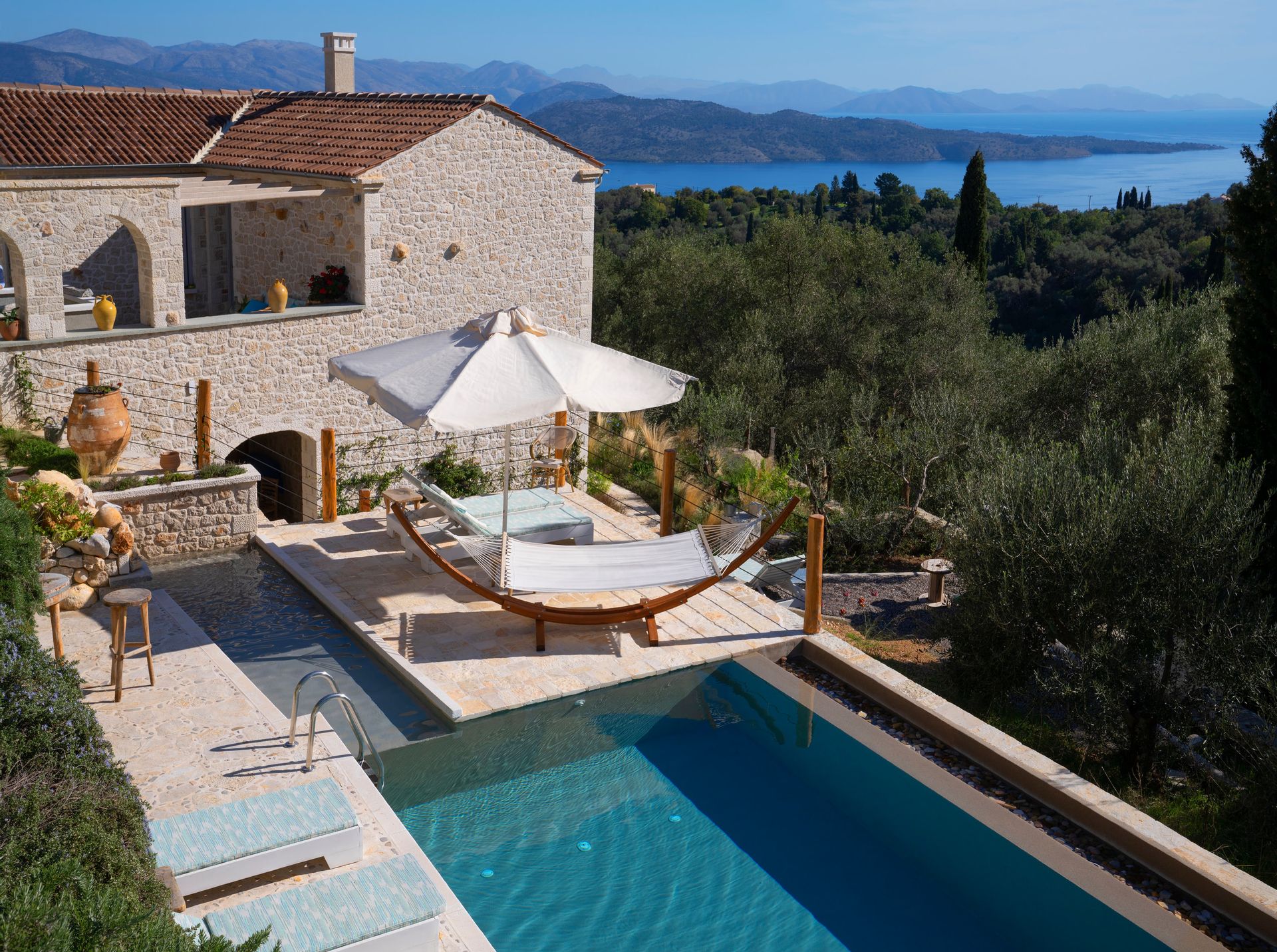 Luxury 4 Bedroom Villa with private Swimming Pool and Sea View