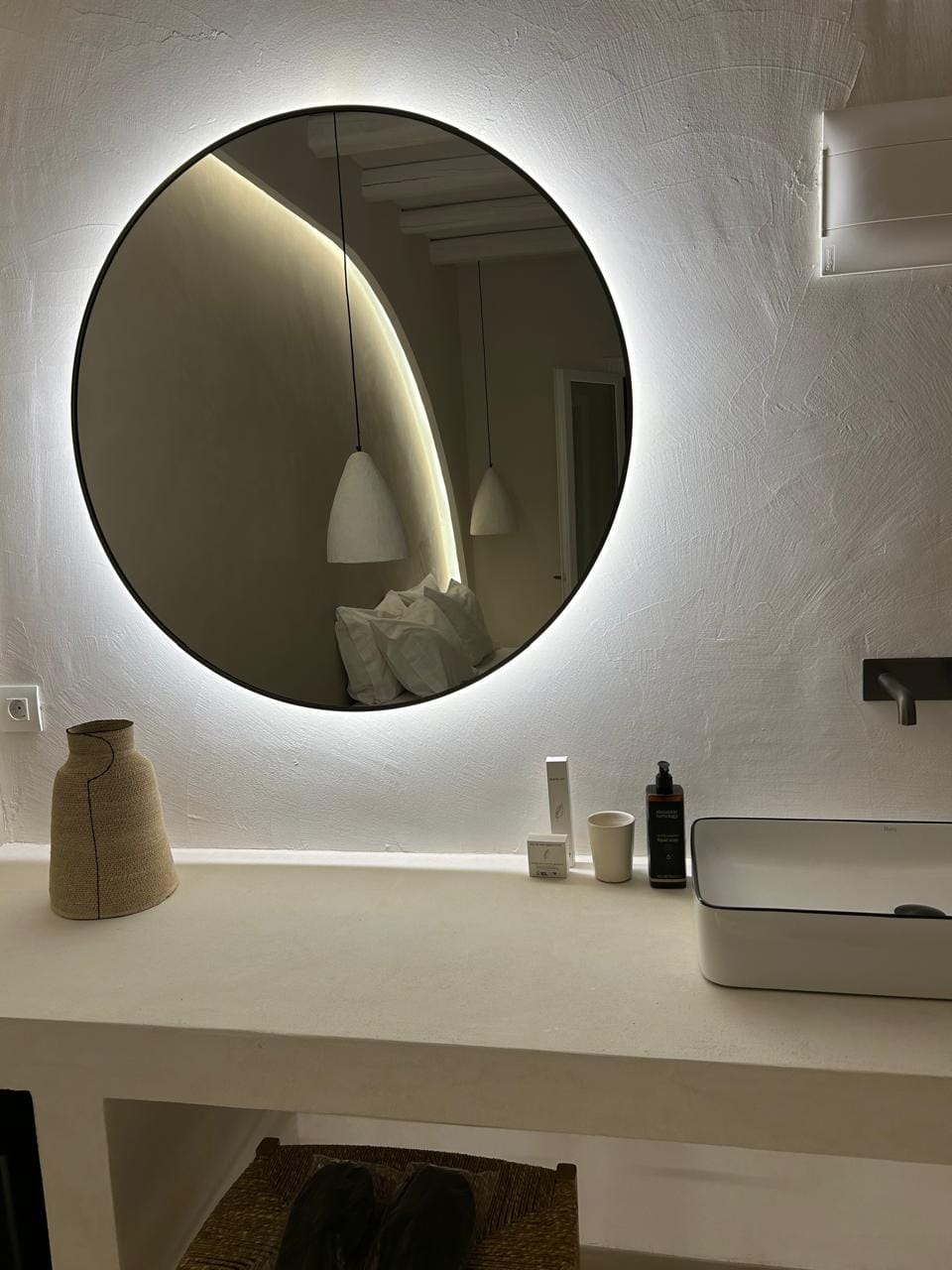 Superior plunge pool