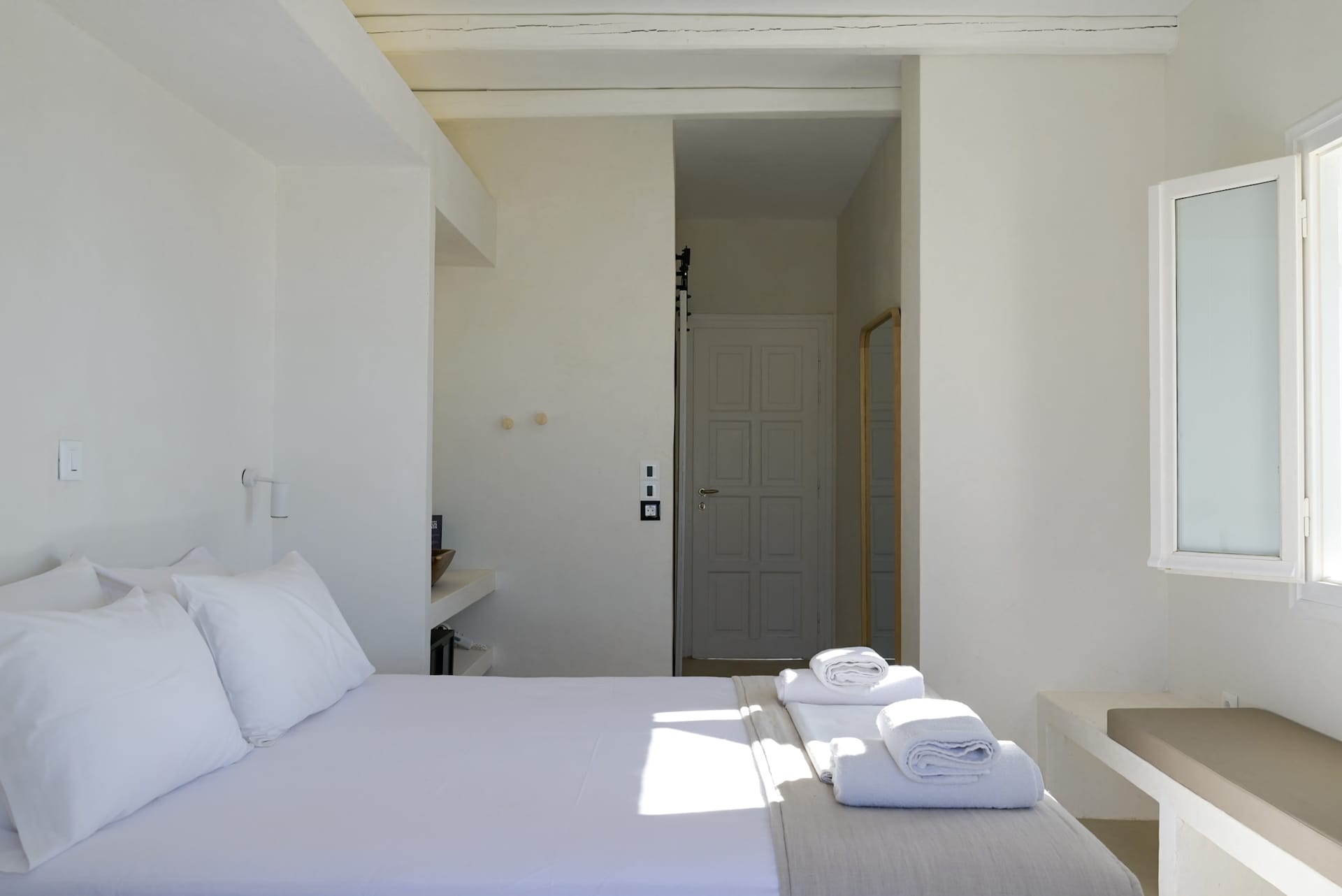 Panoramic Room