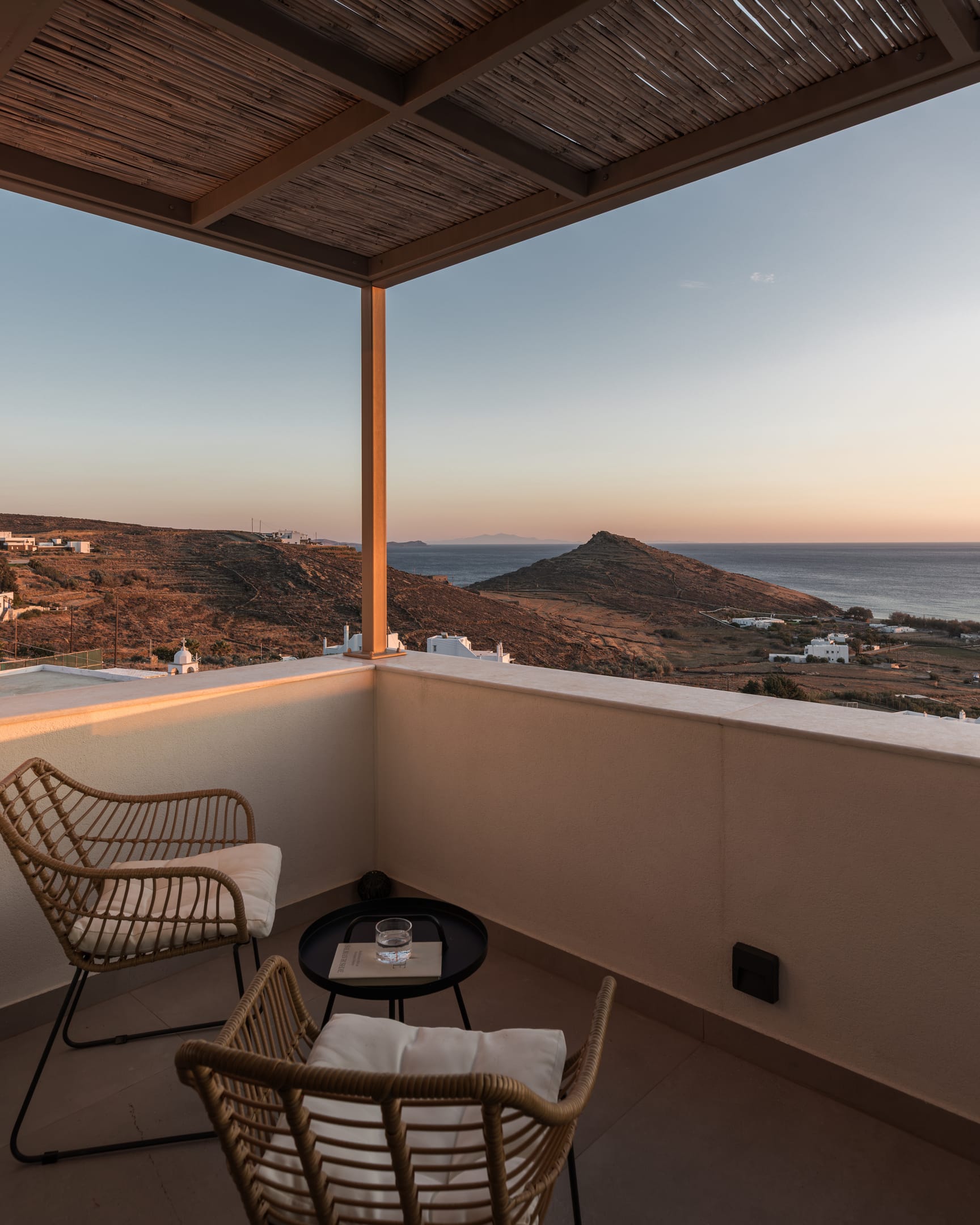 1 Bedroom Sea View Suite with Sharing Pool “Aqua”