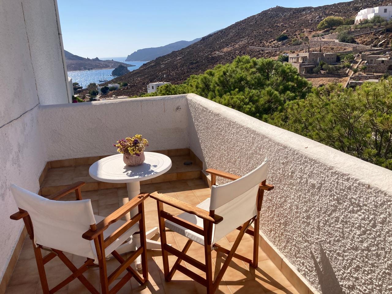 Twin/Double Room with Side Sea View or Mountain View 20m2