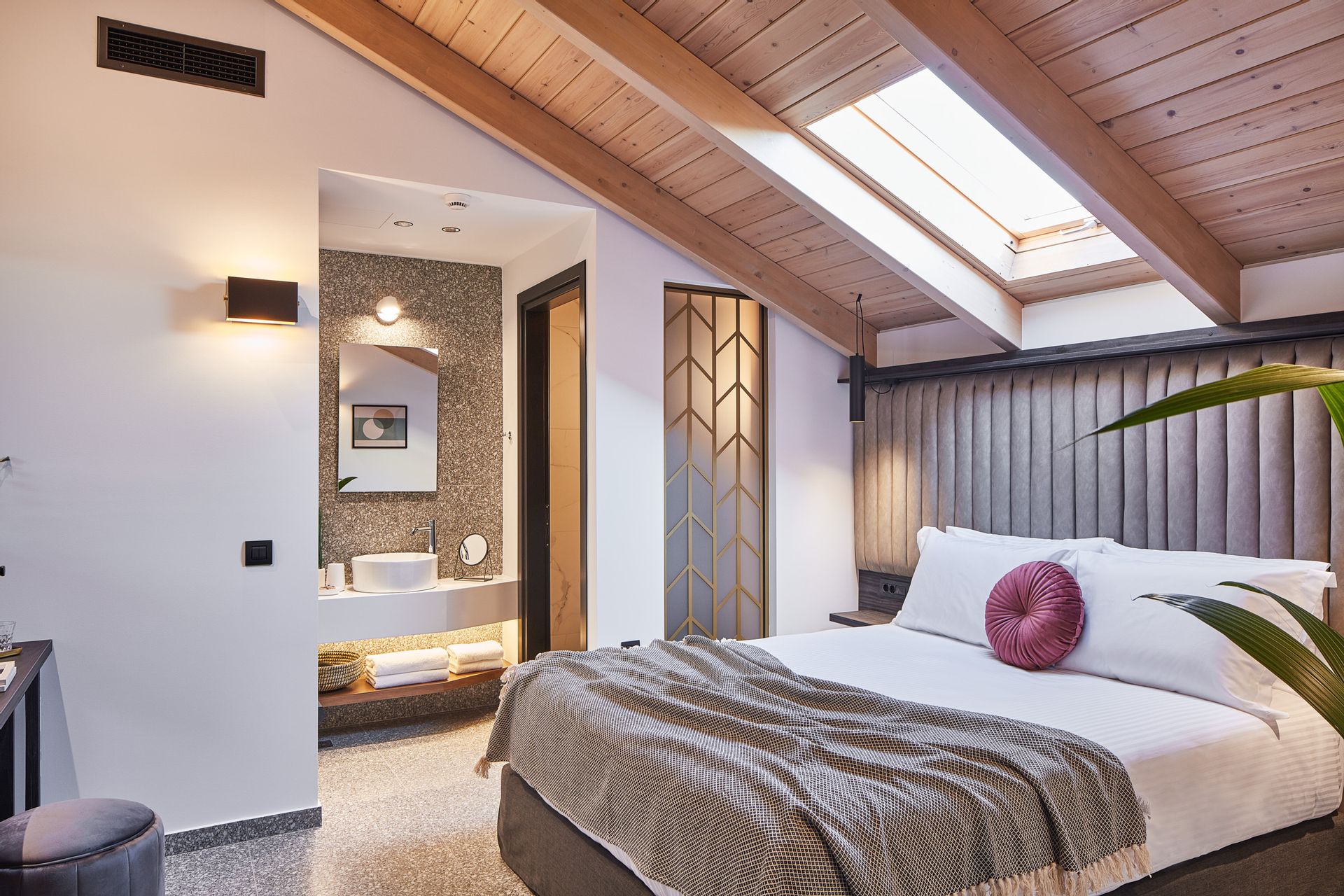 Superior Double Loft