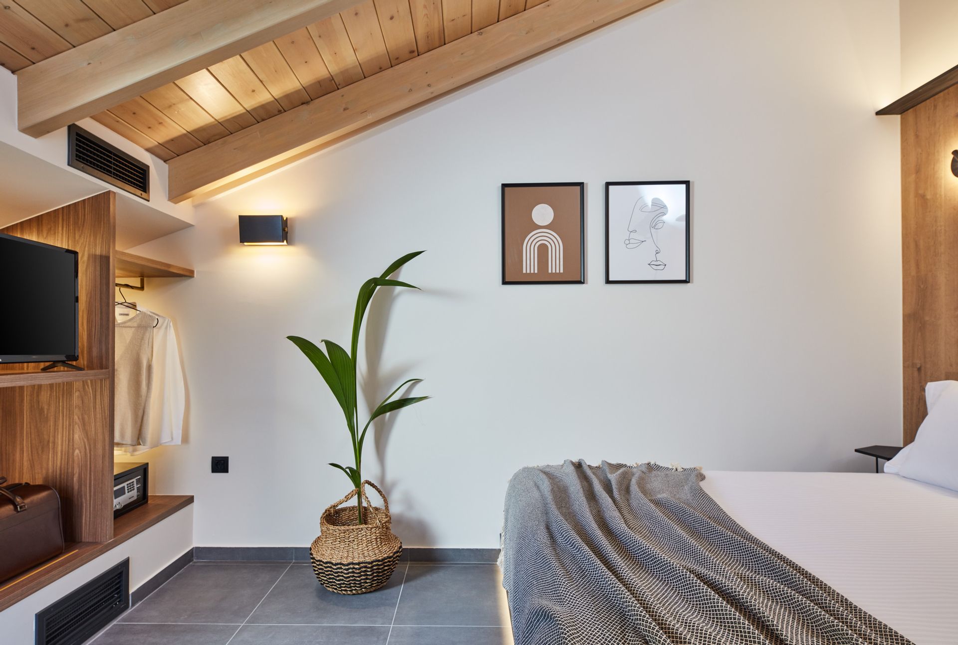 One Bedroom Loft Suite