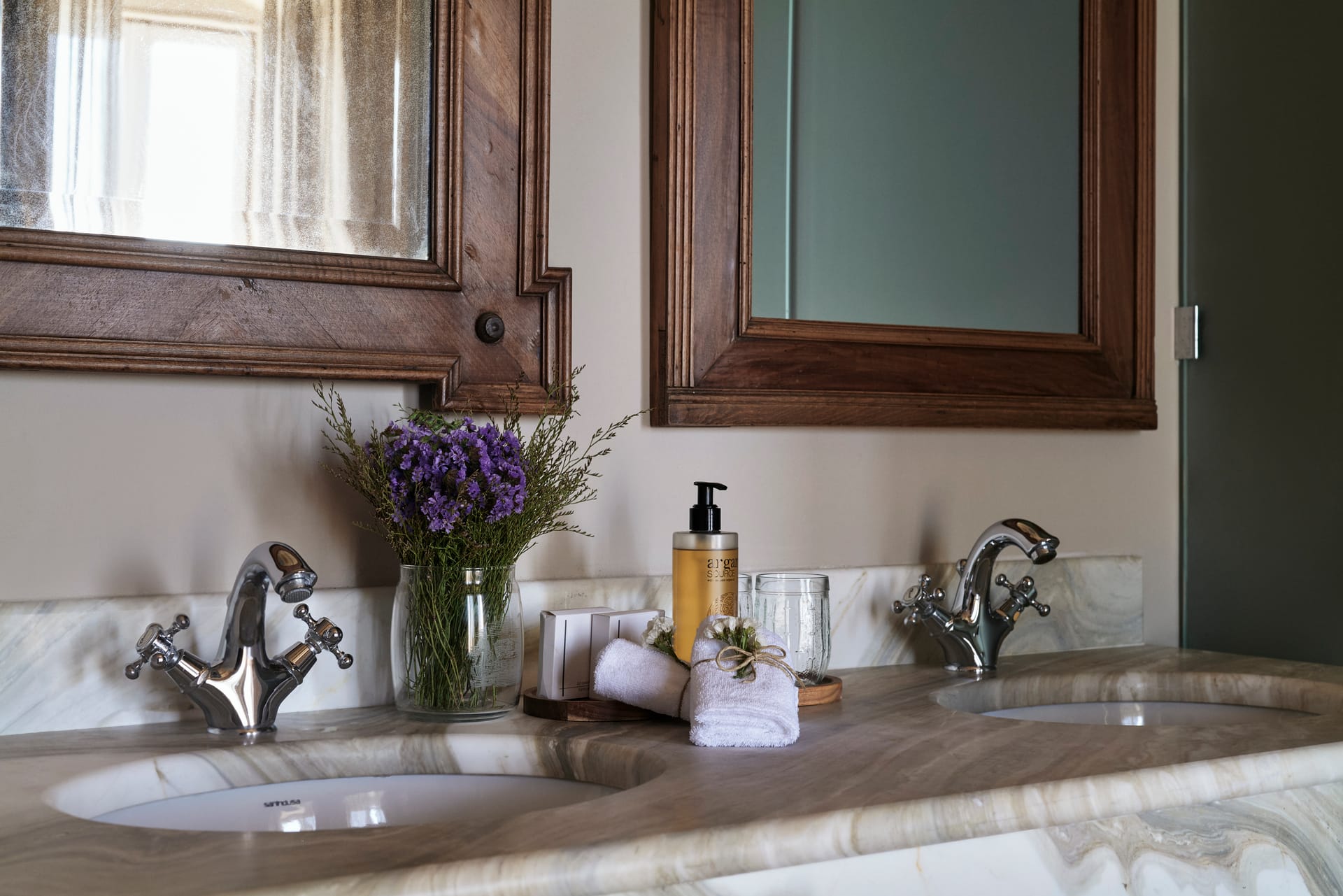 Honeymoon Suite Sea View (Main Building)