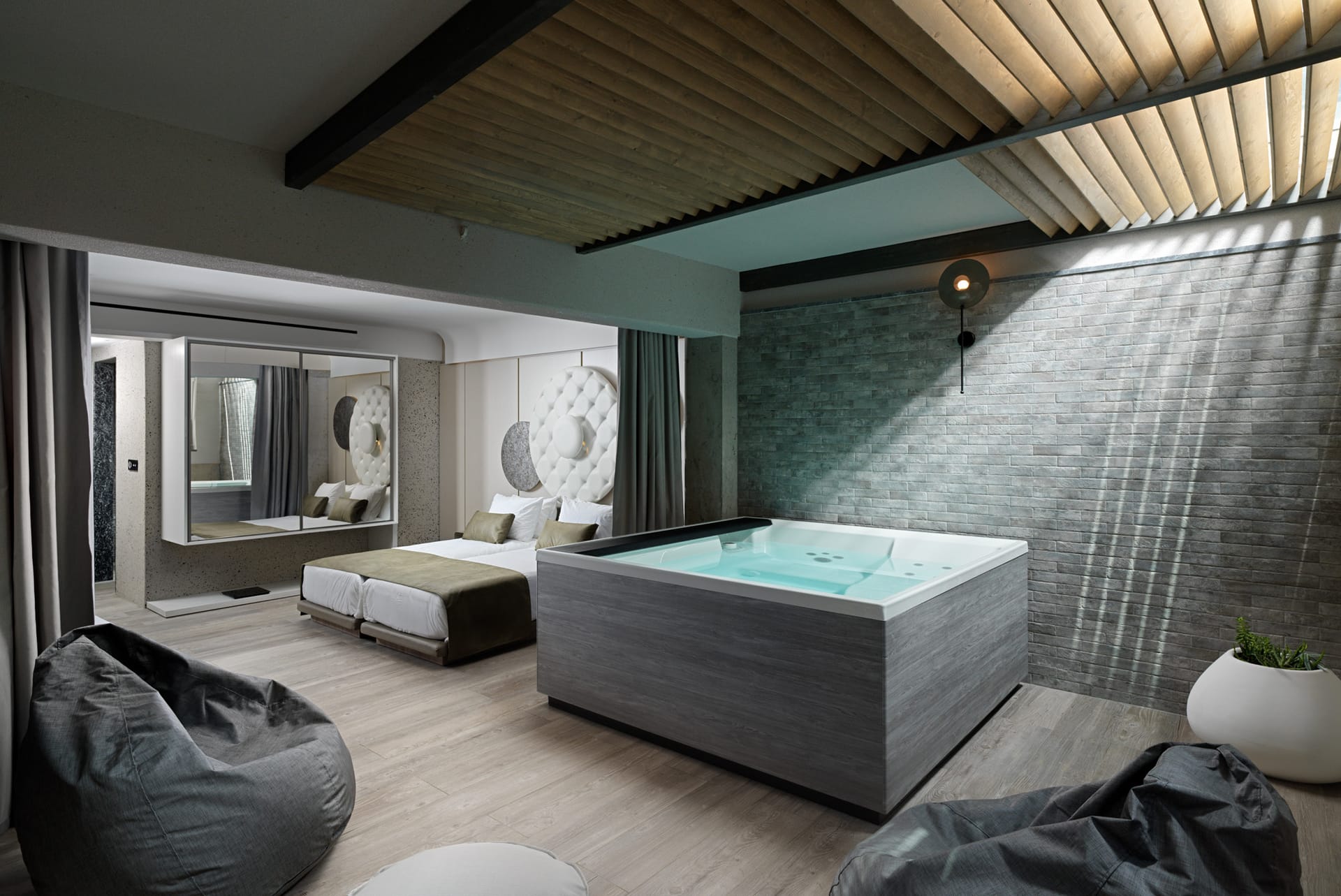 SemiGround Patio Room with Hot Tub