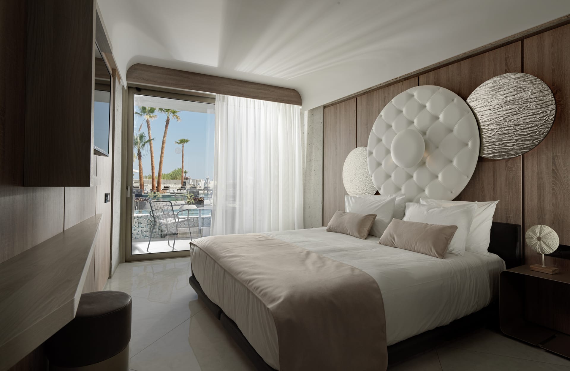 Superior Room with Plunge Pool &amp; Pool View