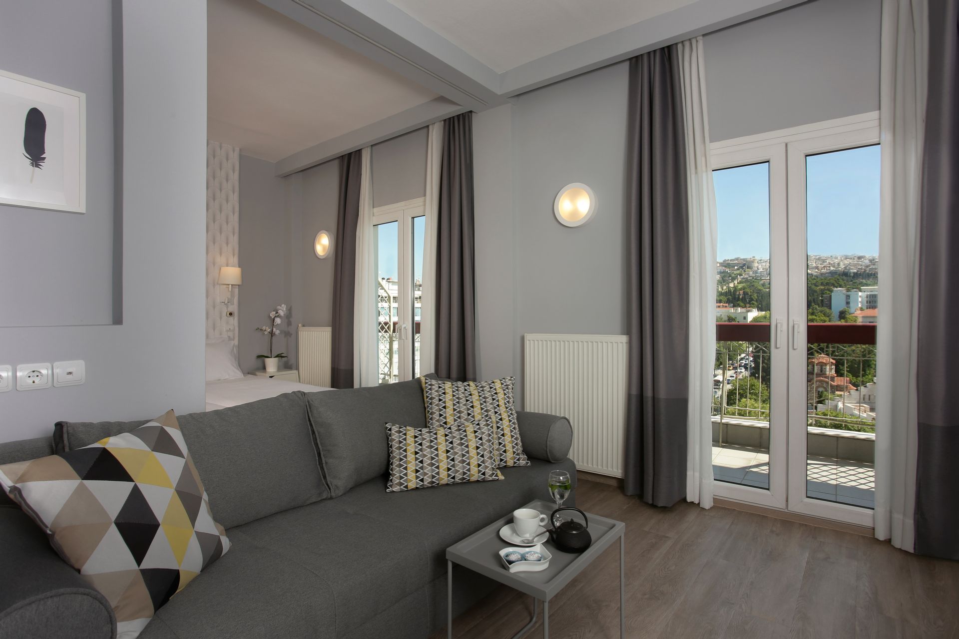 Triple Room with Balcony & City View