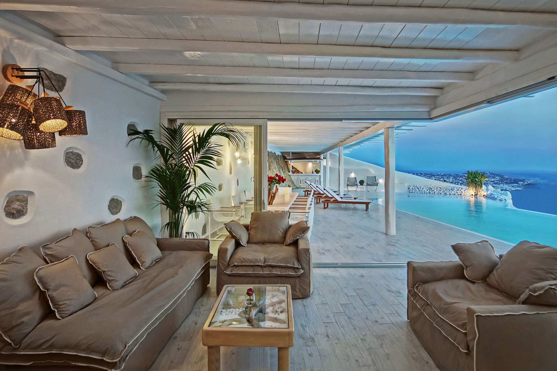 8 Bed | Villa Golden Sun | Kastro