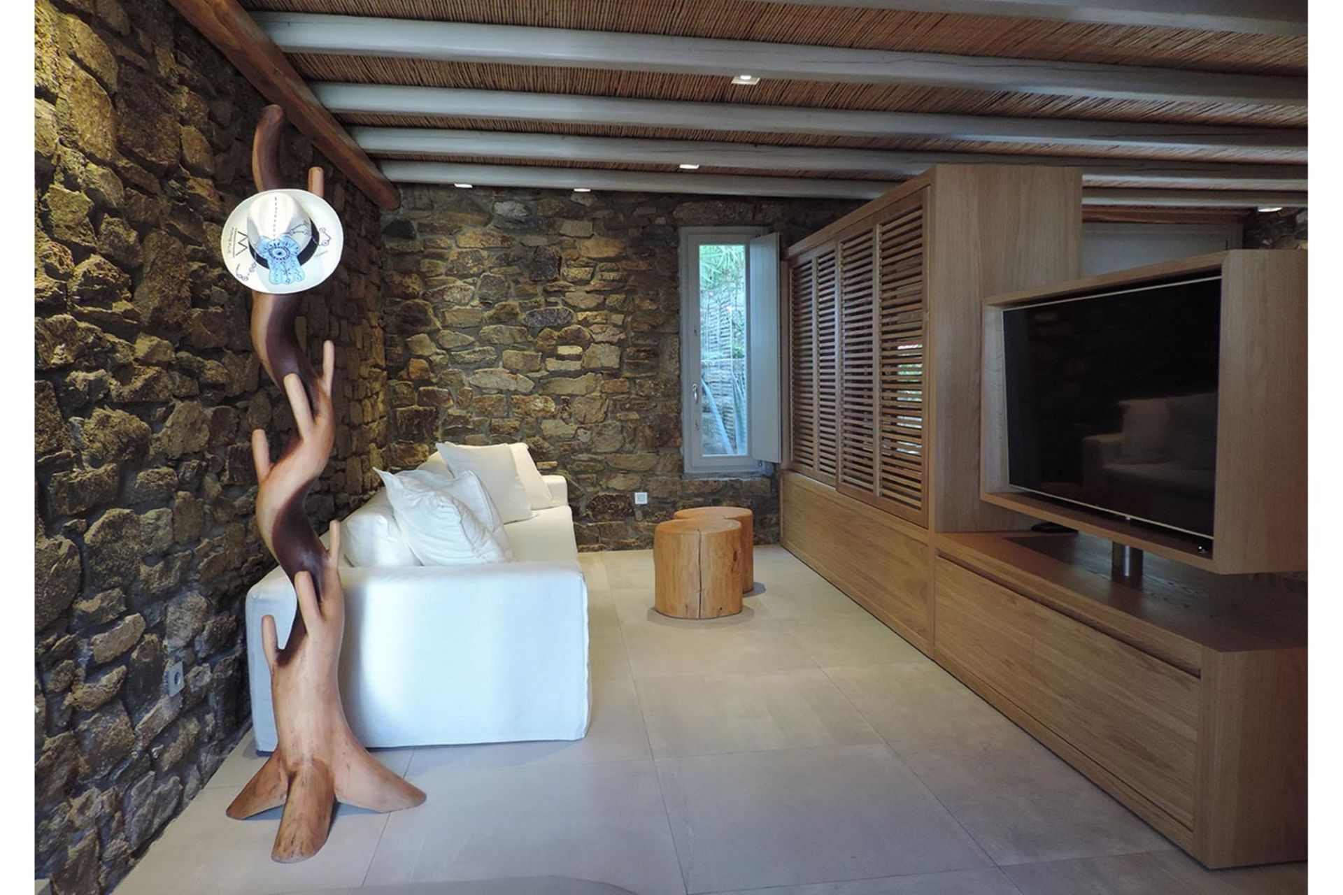 5 Bed | Villa White Satin | Agia Sofia