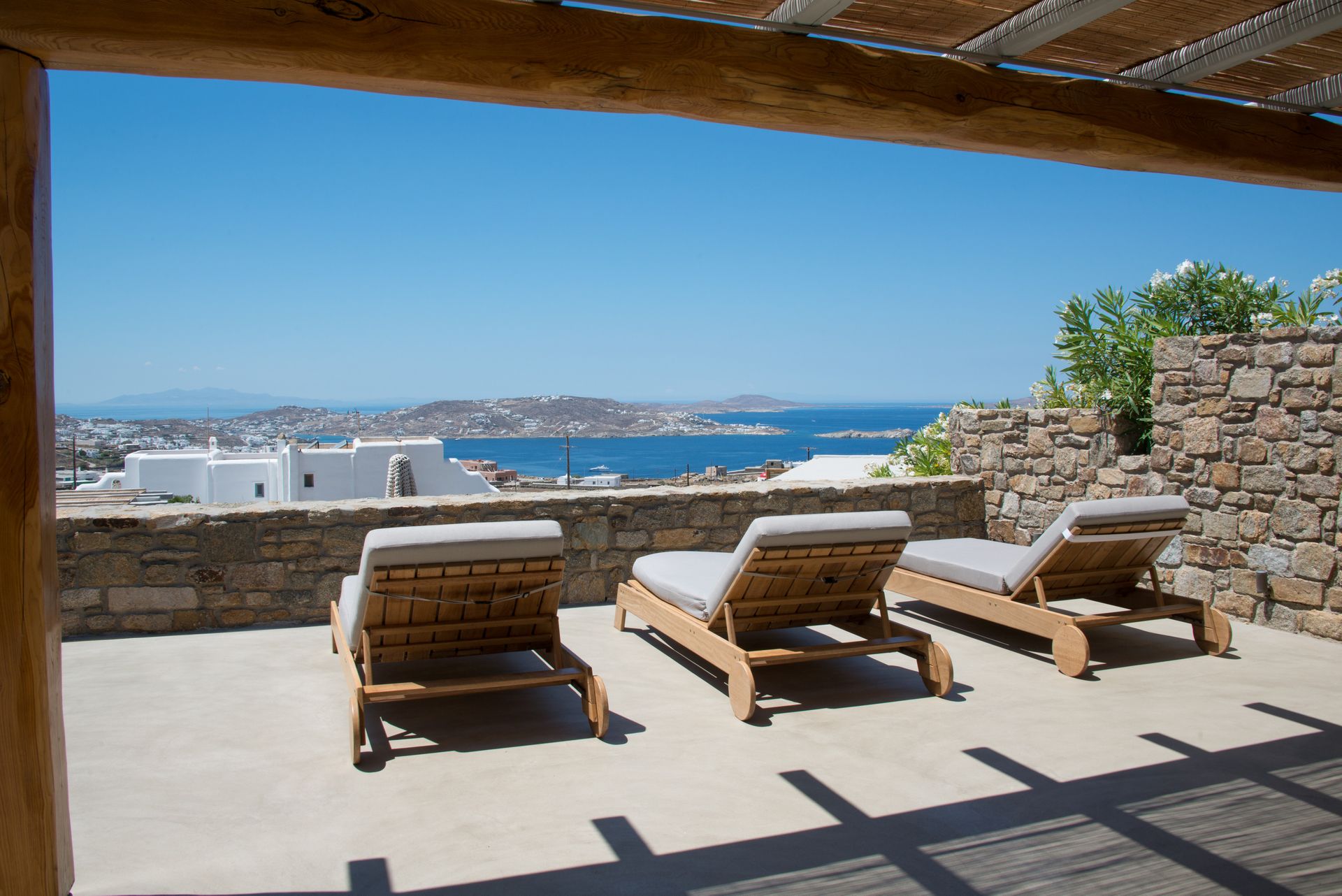 4 Bed | Villa Rainbow | Agia Sofia