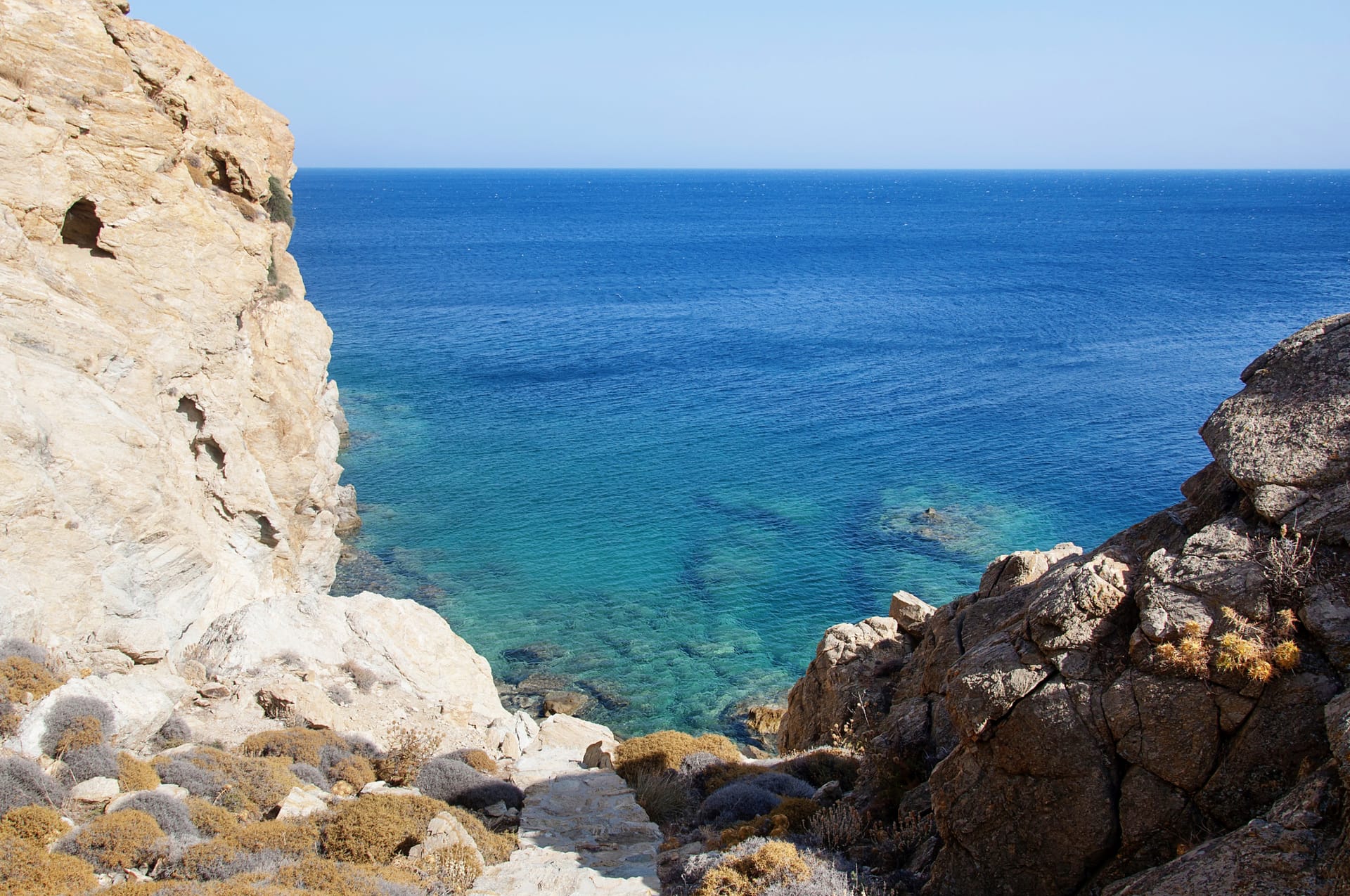 5 Bed | Villa On the Rocks | Super Paradise