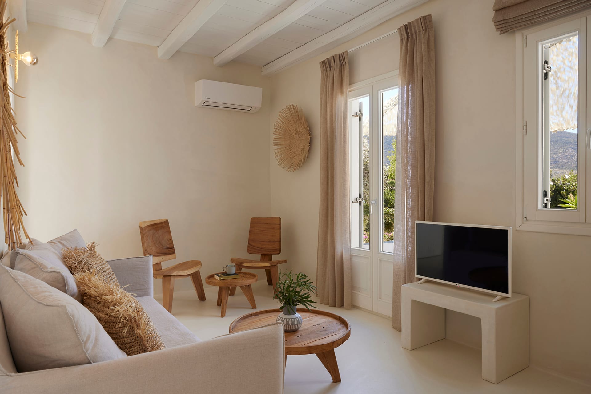 Aerina 5 (Family Residence)