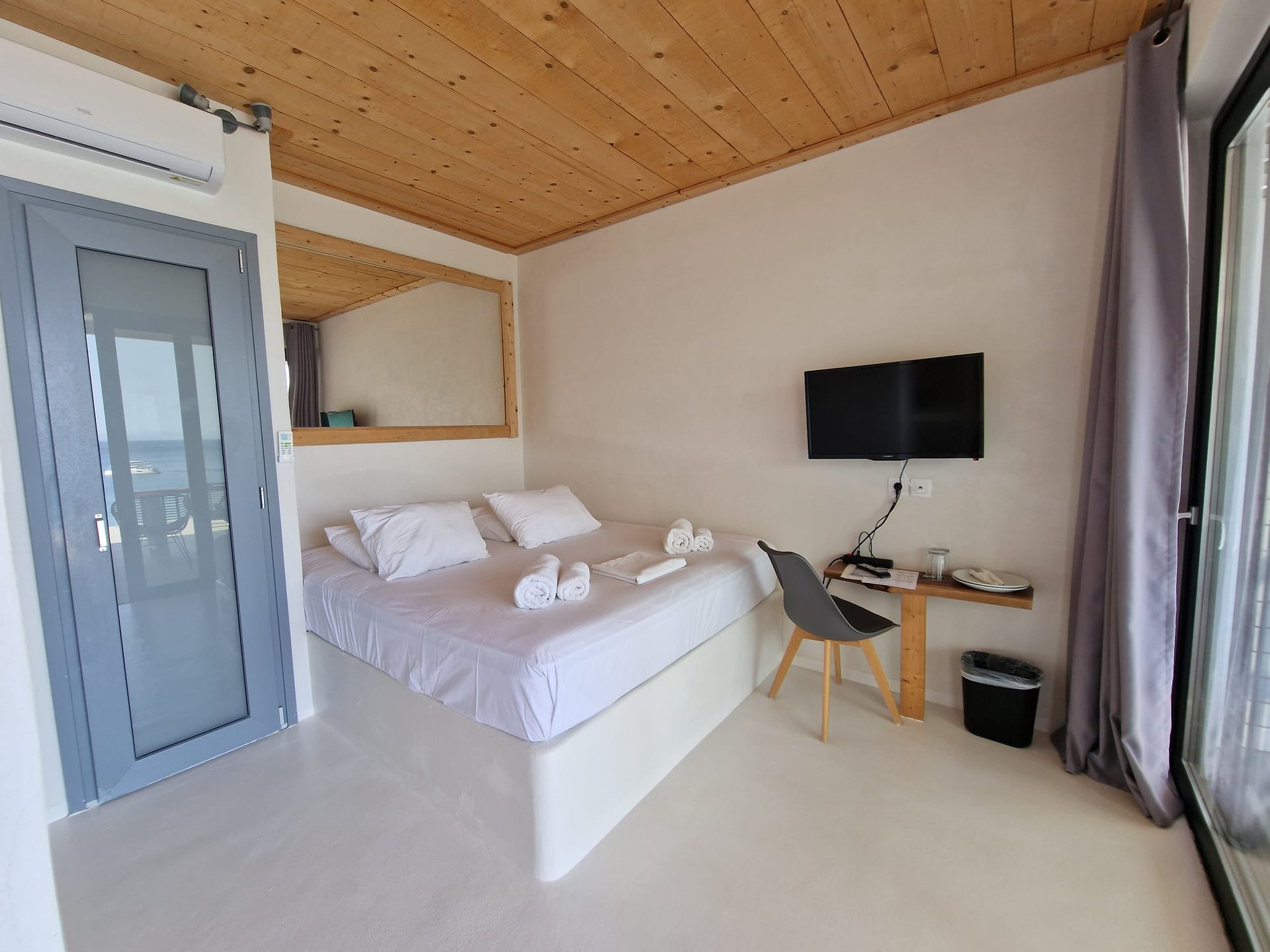 Deluxe Sea View 312