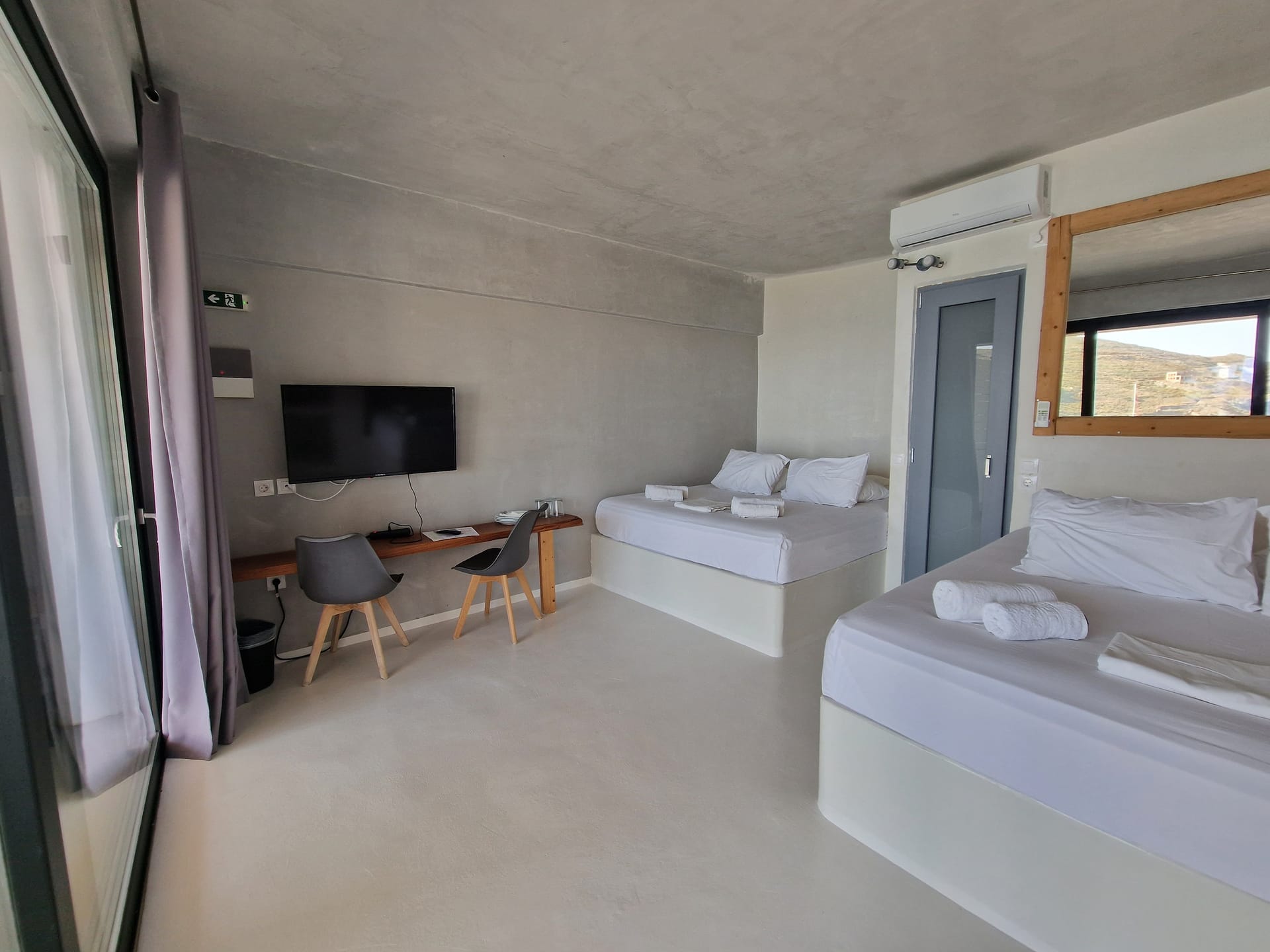 Queen Sea View 313