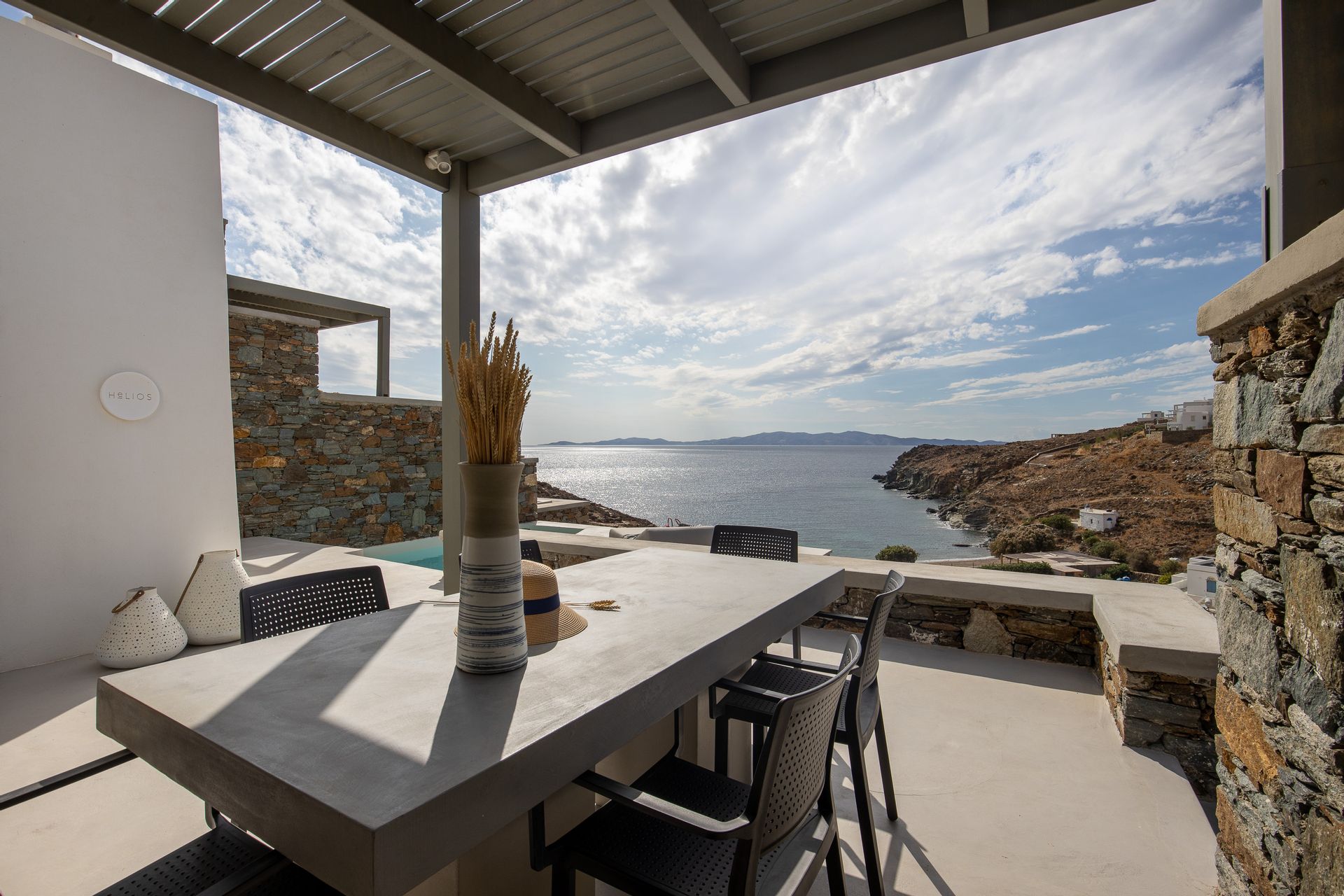 Villa Helios with Private Pool and Sea View 96m²
