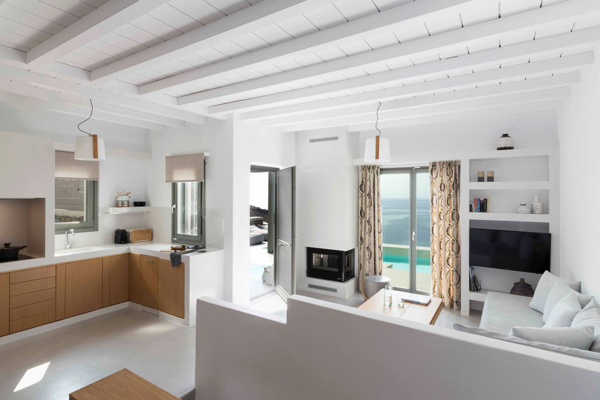 Selene Villa with Private Pool and Sea View 96m²