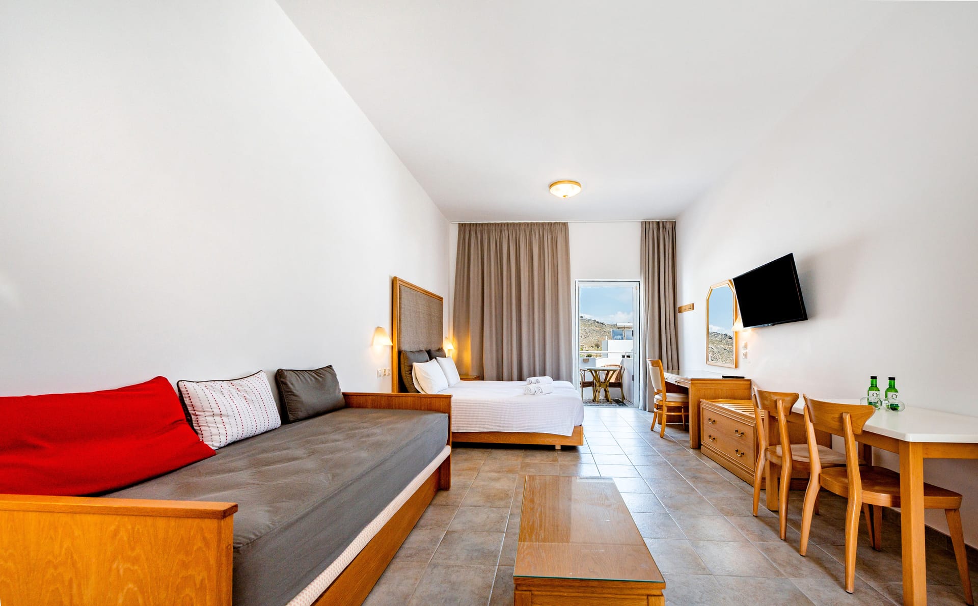 ECONOMY ROOM