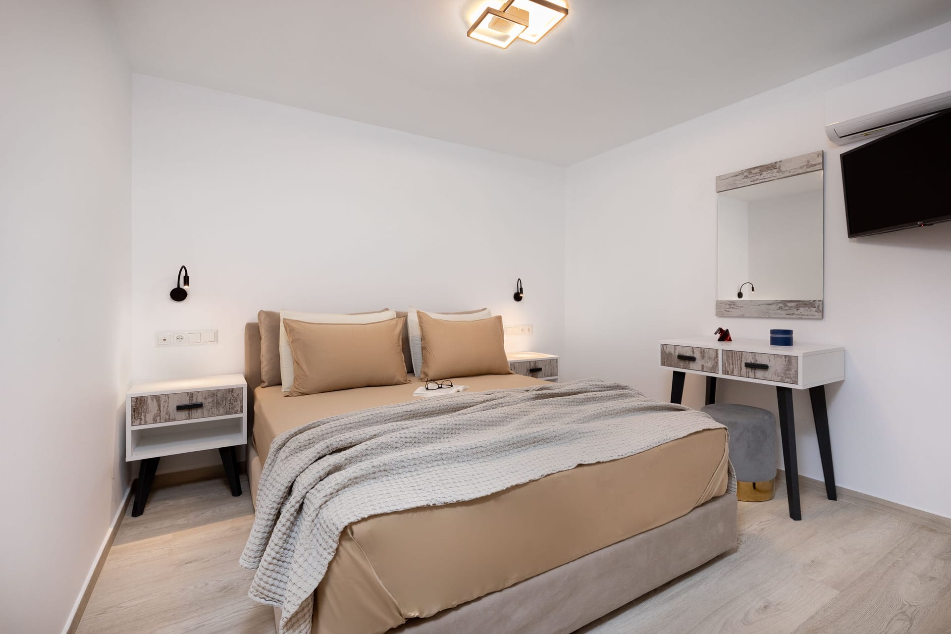 Family Maisonette (6 people)