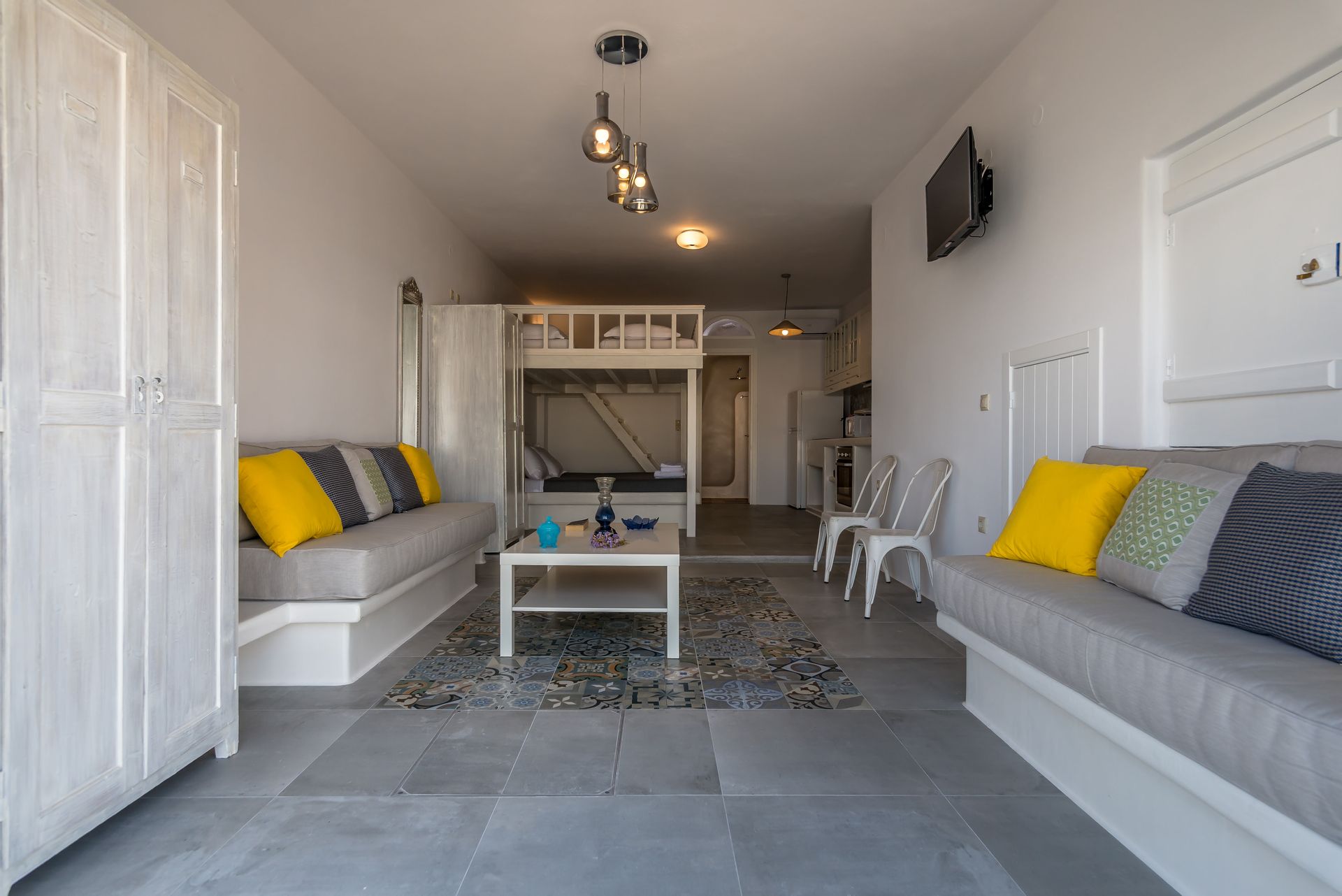 Fani Dream Suite at Agios Konstantinos Bay