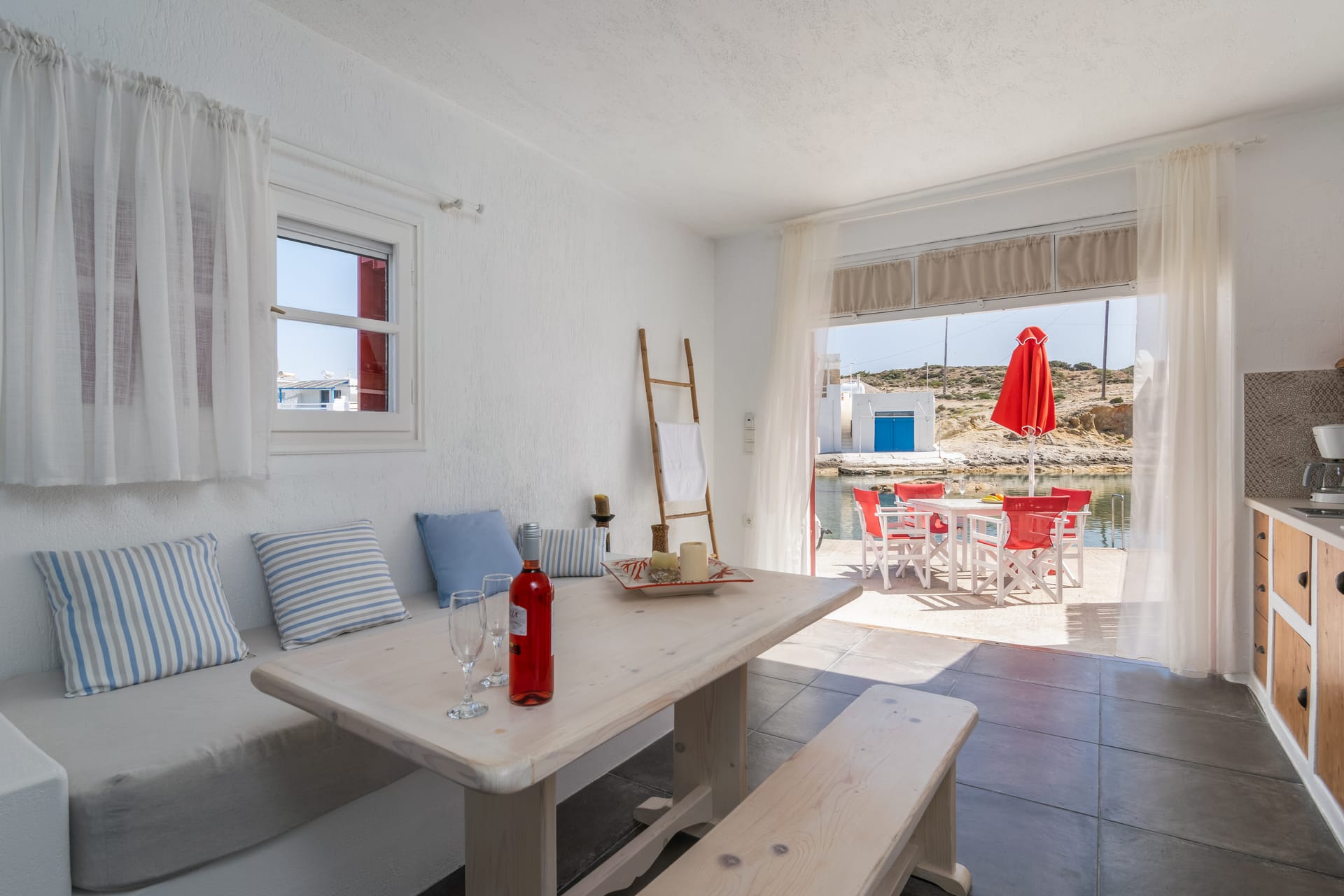 Fani Dream Suite at Agios Konstantinos Bay 3