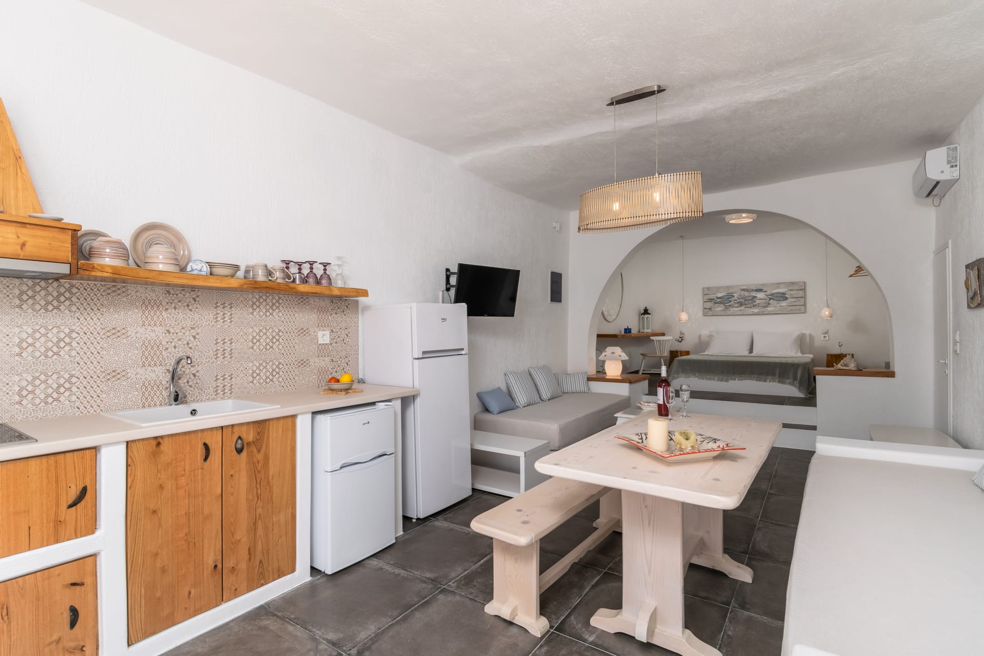 Fani Dream Suite at Agios Konstantinos Bay 3