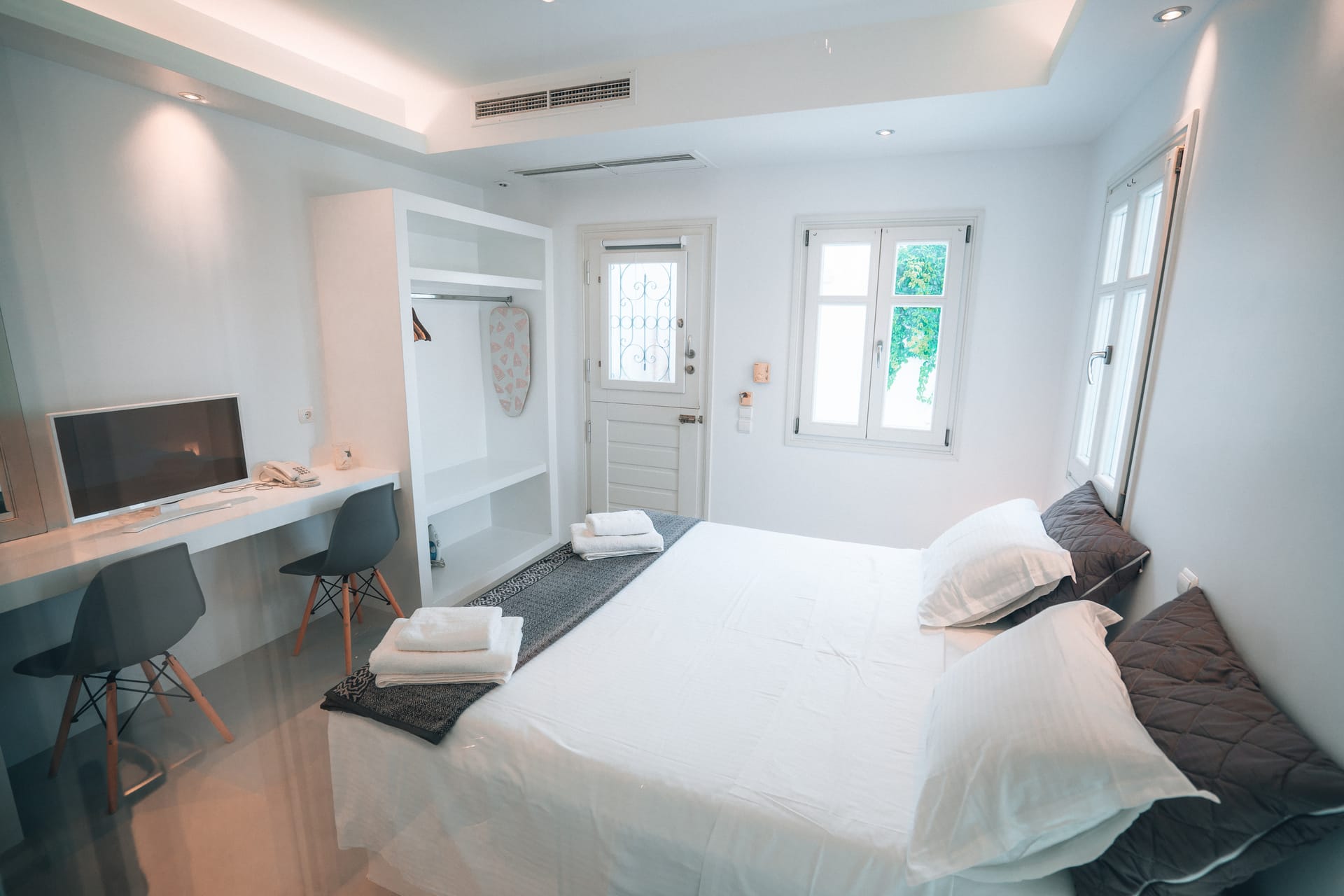 Superior Double Room with Patio