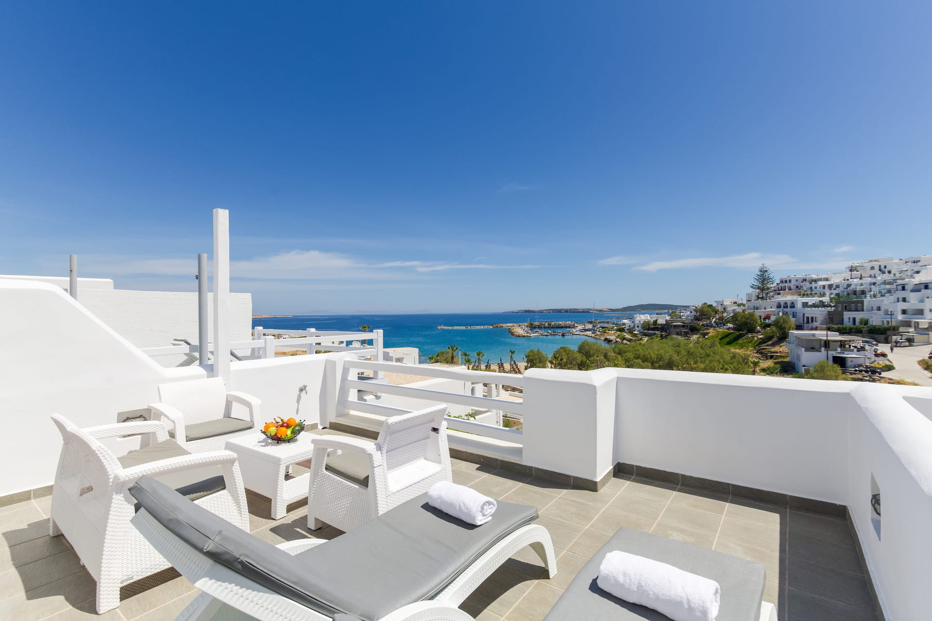 Family Apartment with Sea View