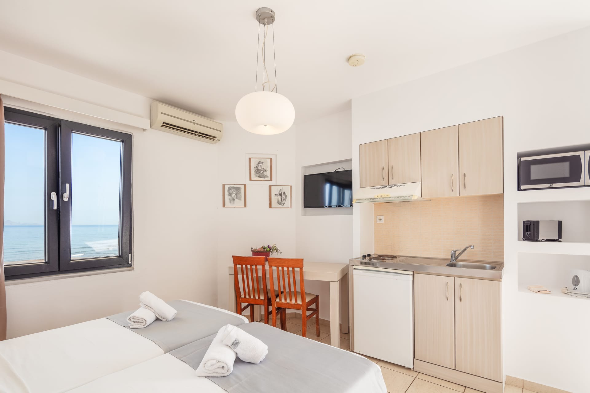 Studio with Sea View