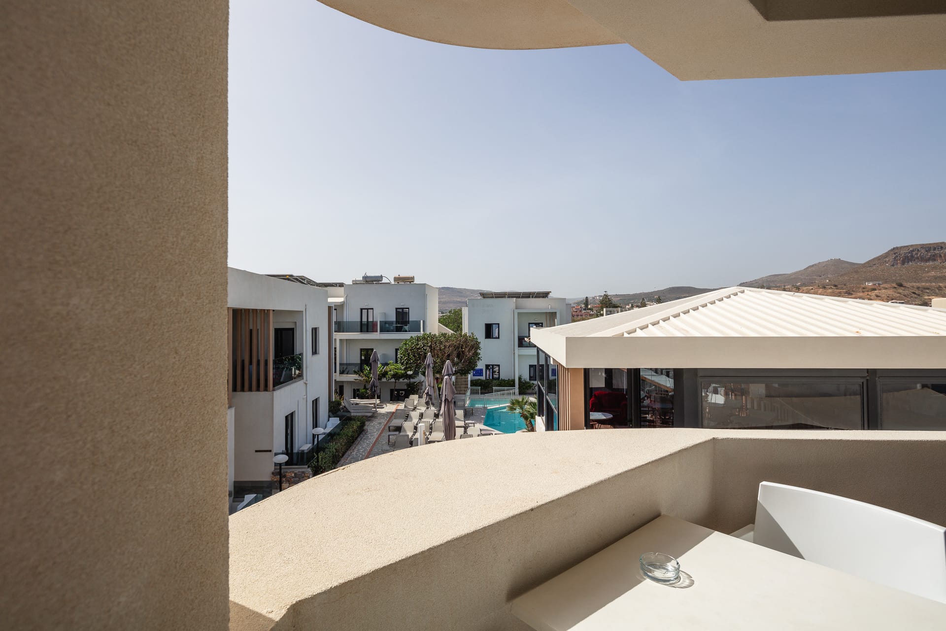 One Bedroom Apartment with Sea View