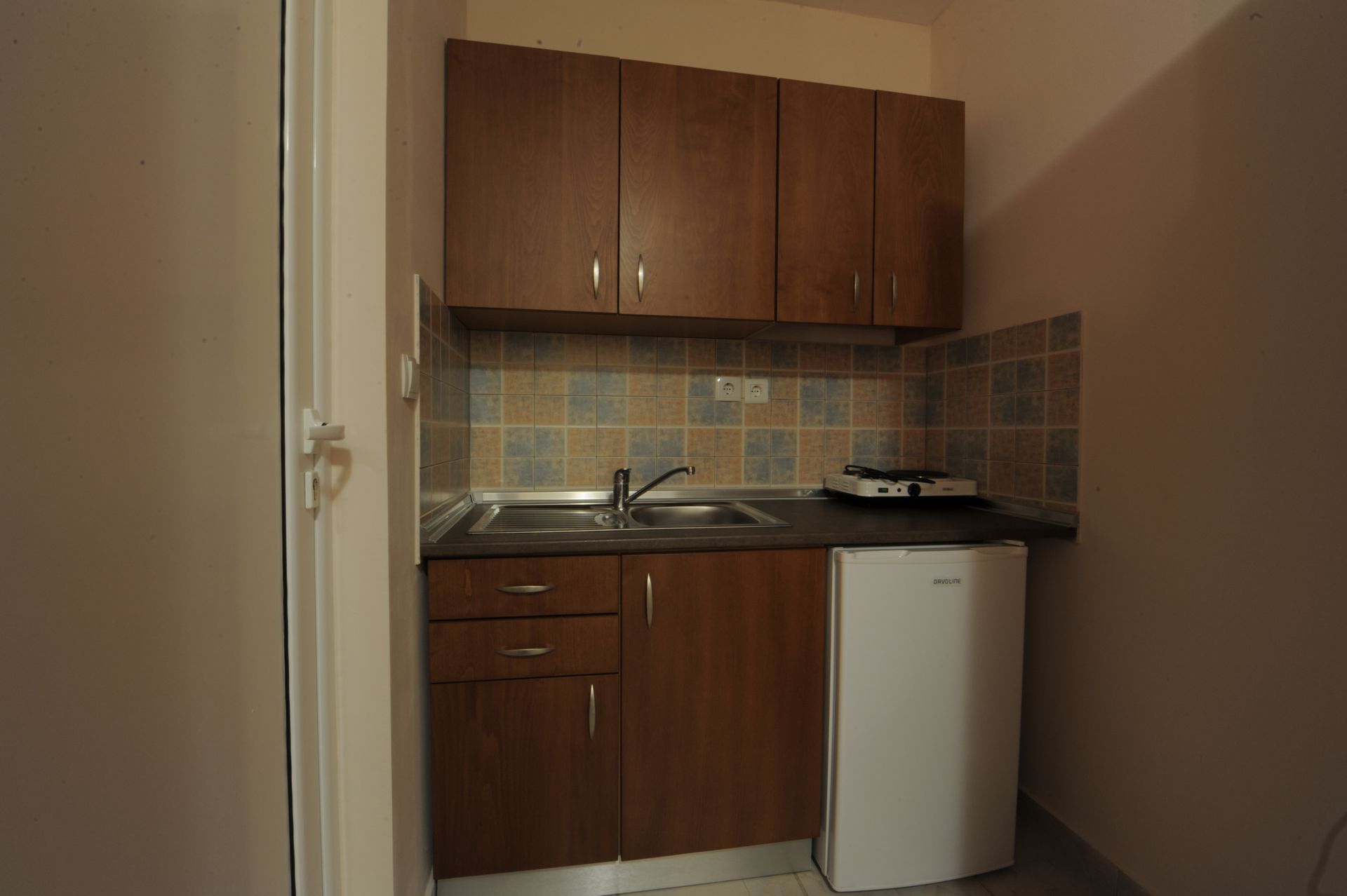 Double Room Economy