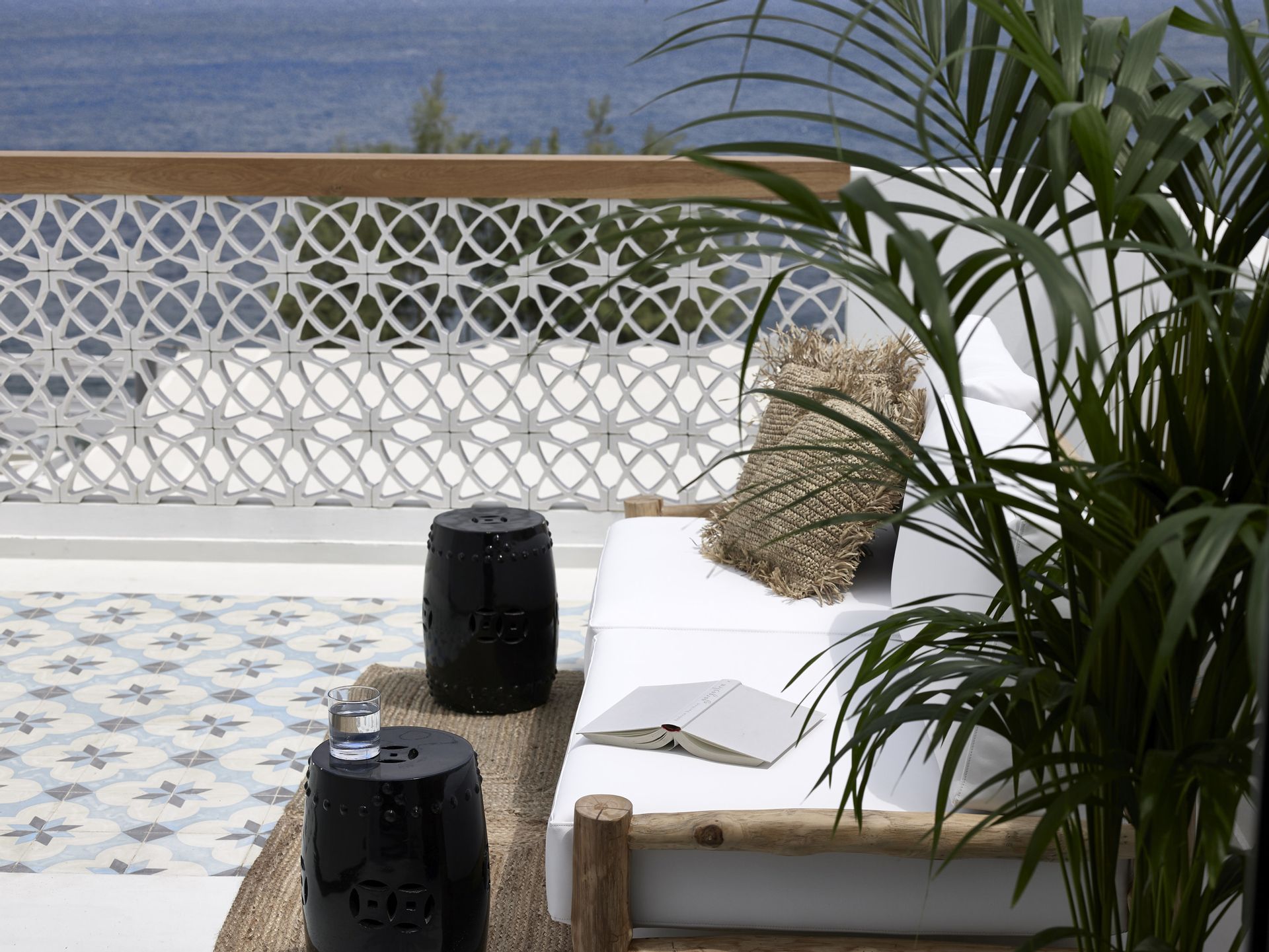 Deluxe Double with Outdoor Jacuzzi and Sea View