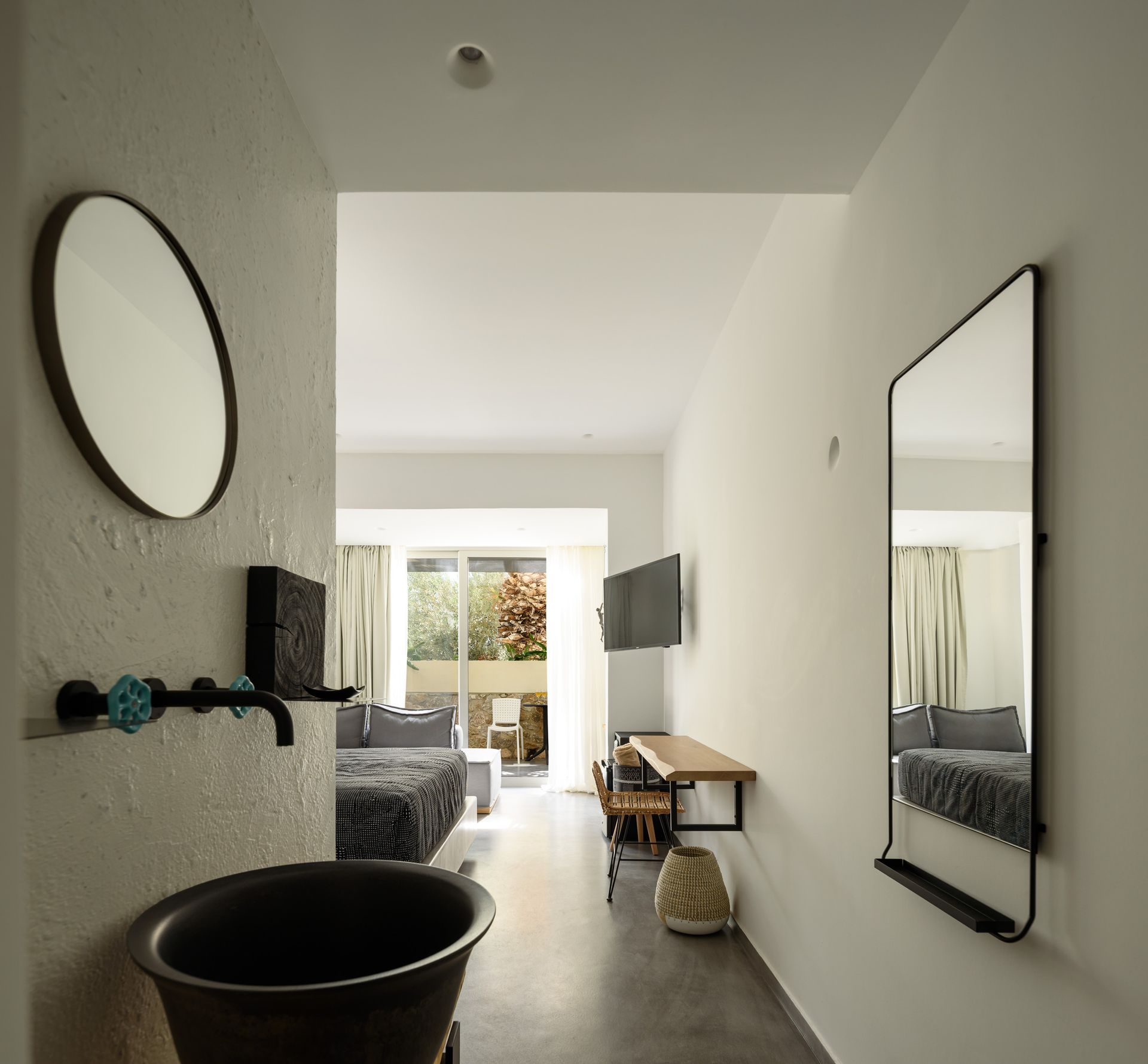 Junior Suite with outside Jacuzzi