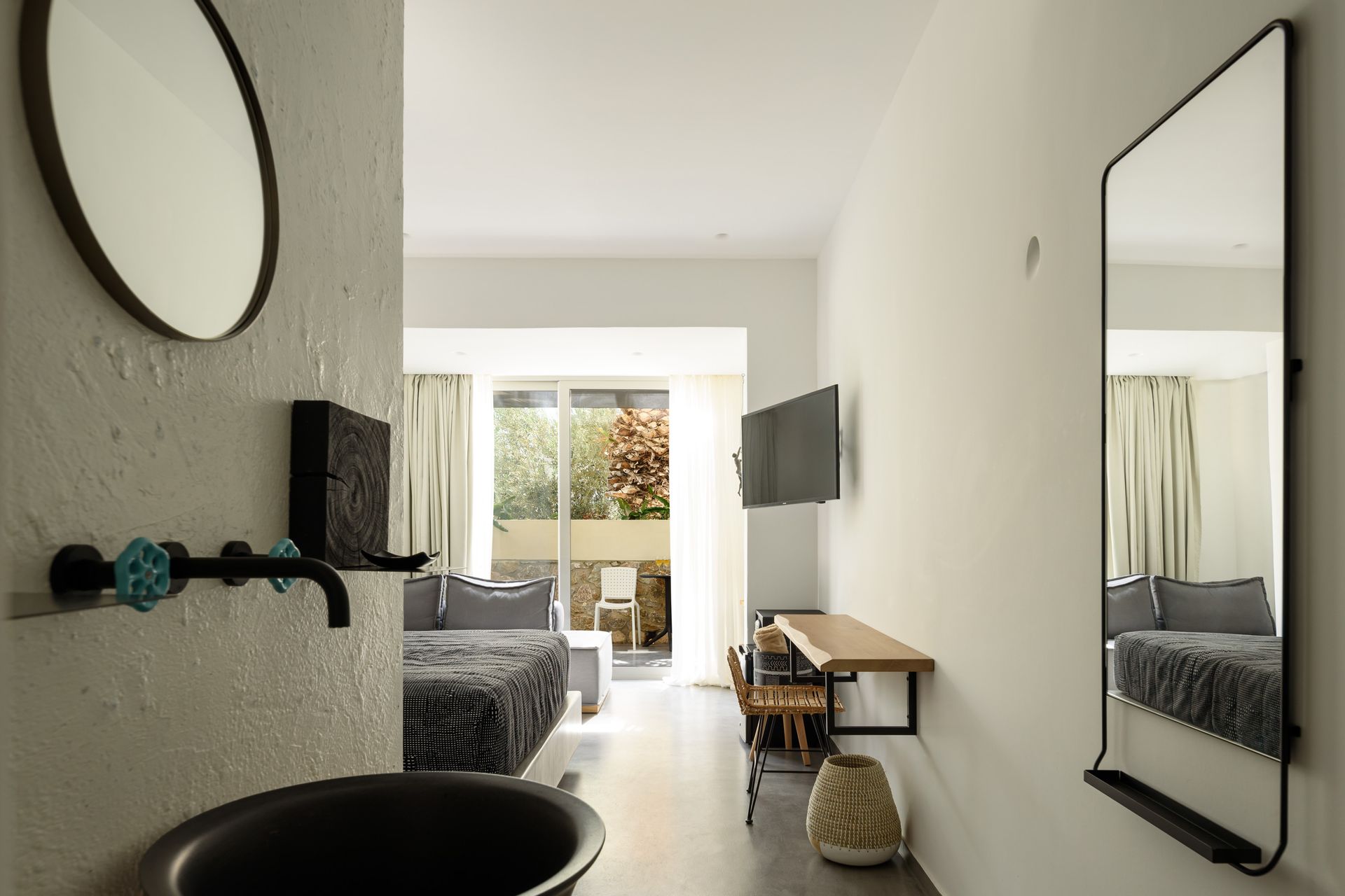 Junior Suite with outside Jacuzzi