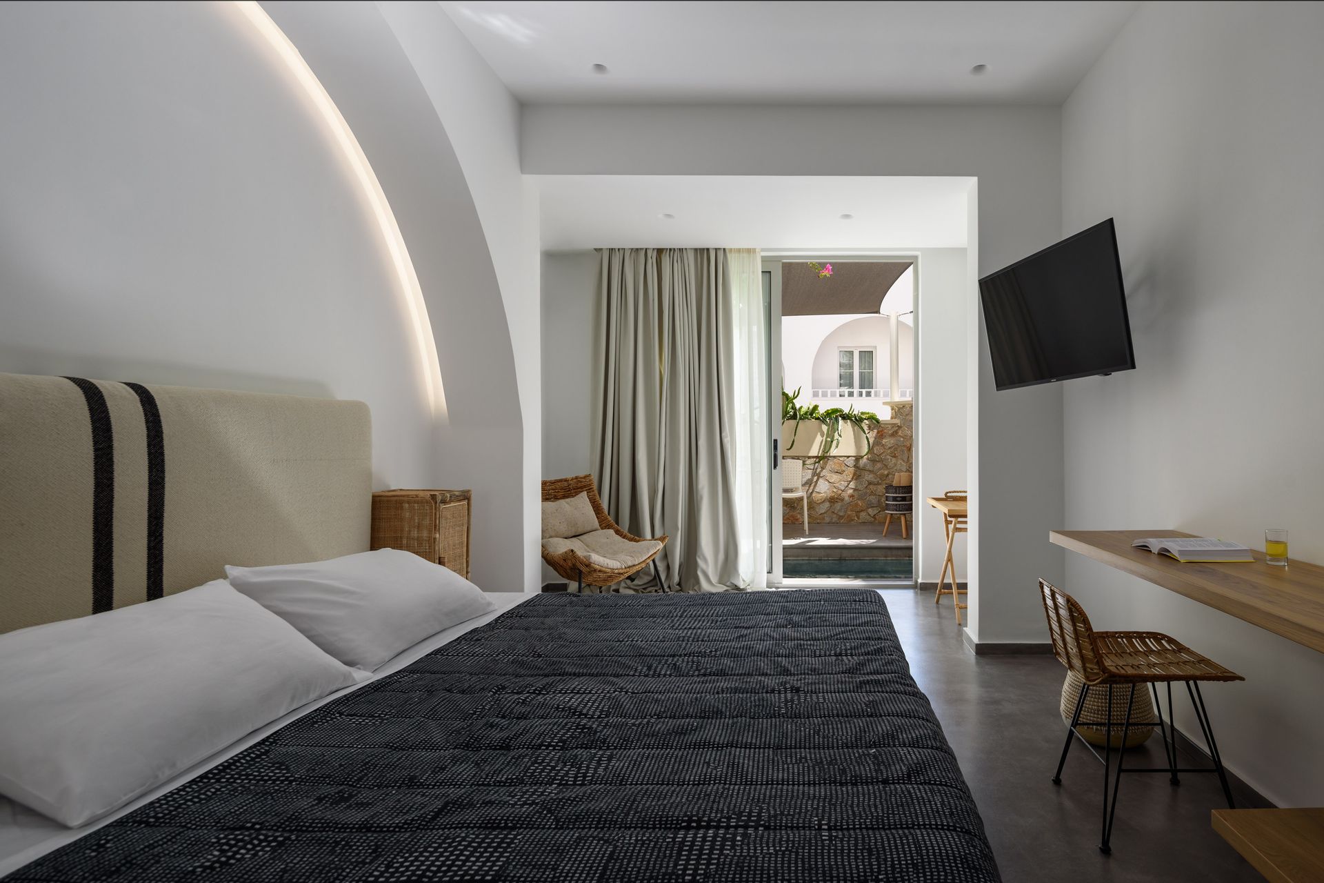 Junior Suite with outside Jacuzzi