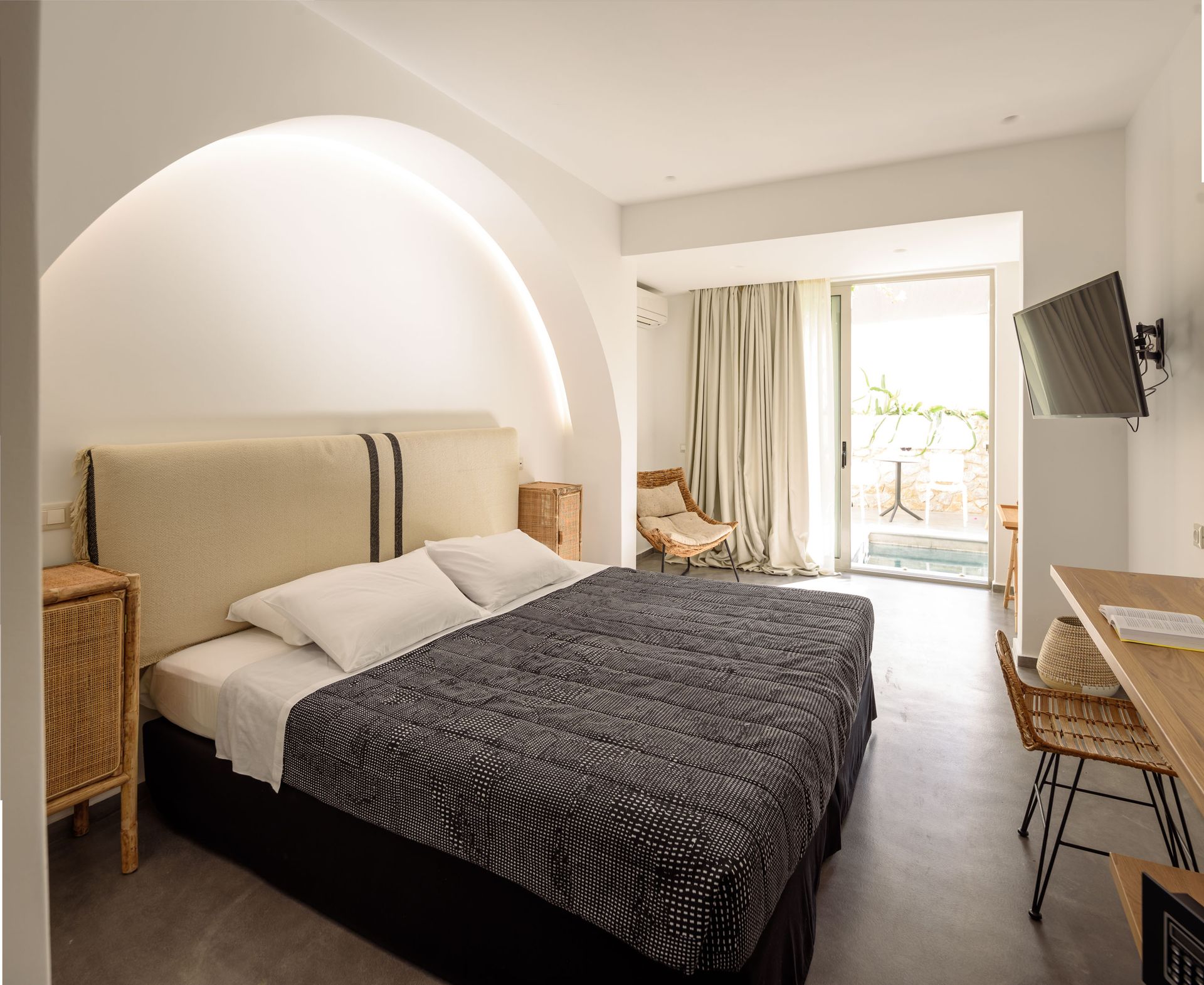 Junior Suite with outside Jacuzzi