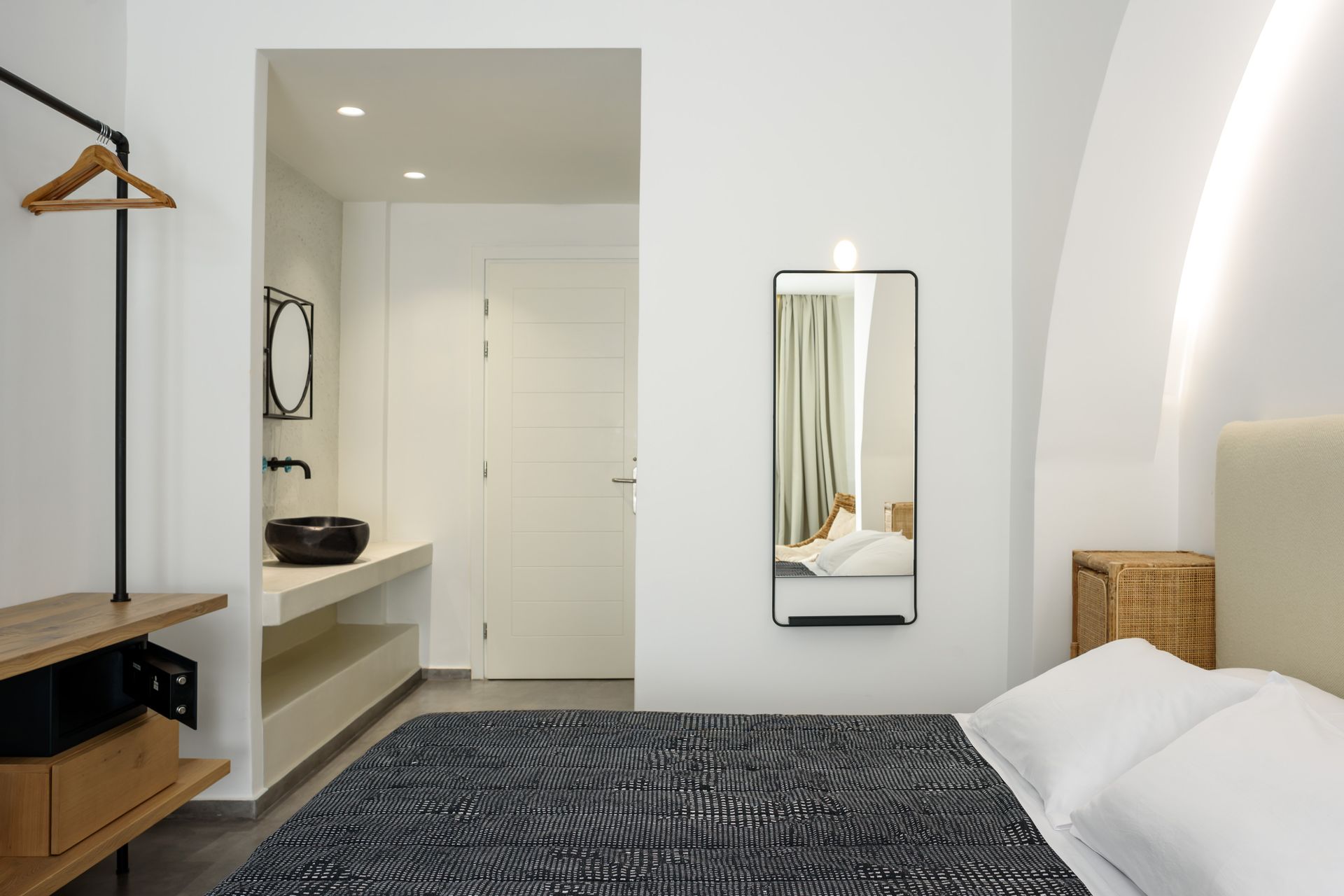 Junior Suite with outside Jacuzzi